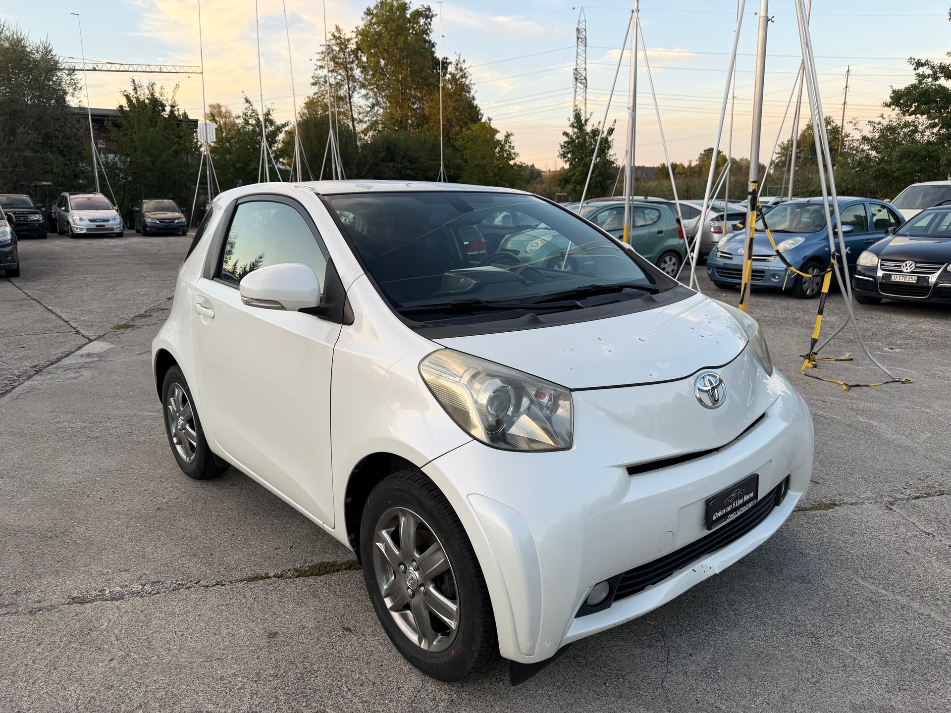 TOYOTA iQ2 1.0 VVT-i-image-1