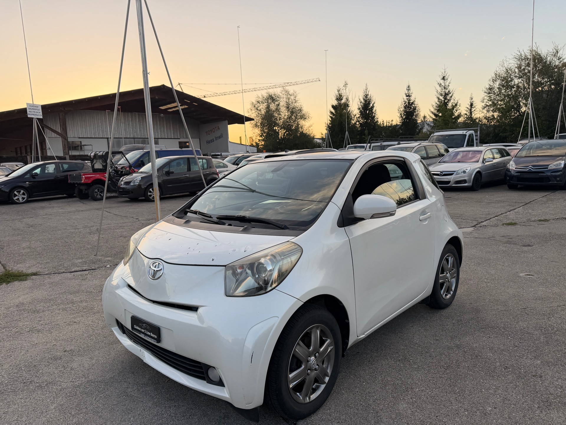 TOYOTA iQ2 1.0 VVT-i-image-8
