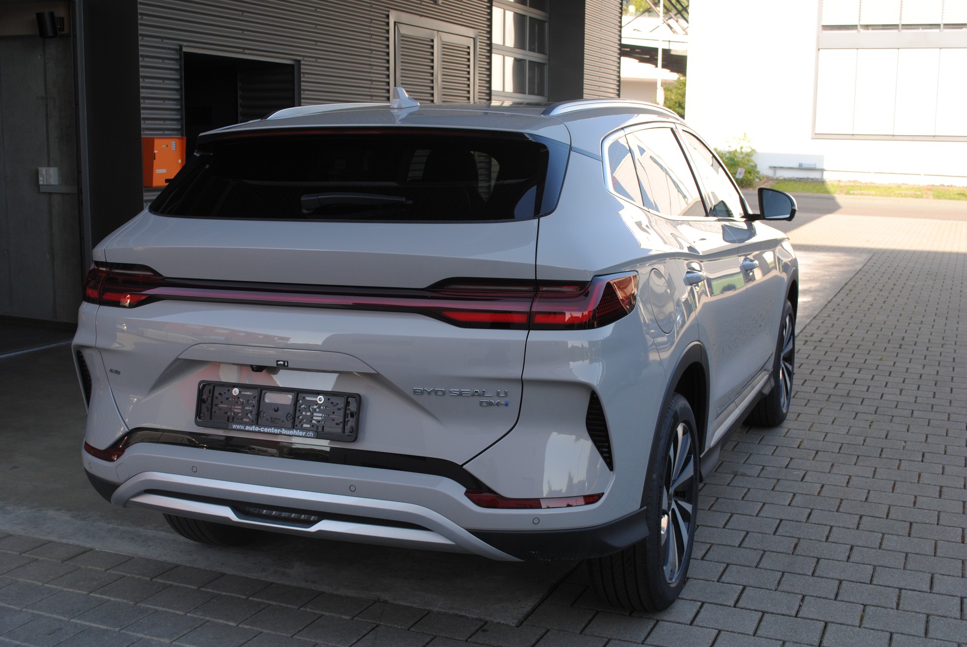 BYD Seal U DM-i Design AWD-image-6