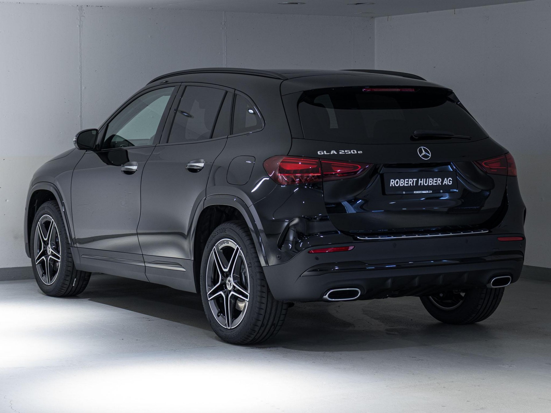 MERCEDES-BENZ GLA 250 e "EQ Star"-image-3