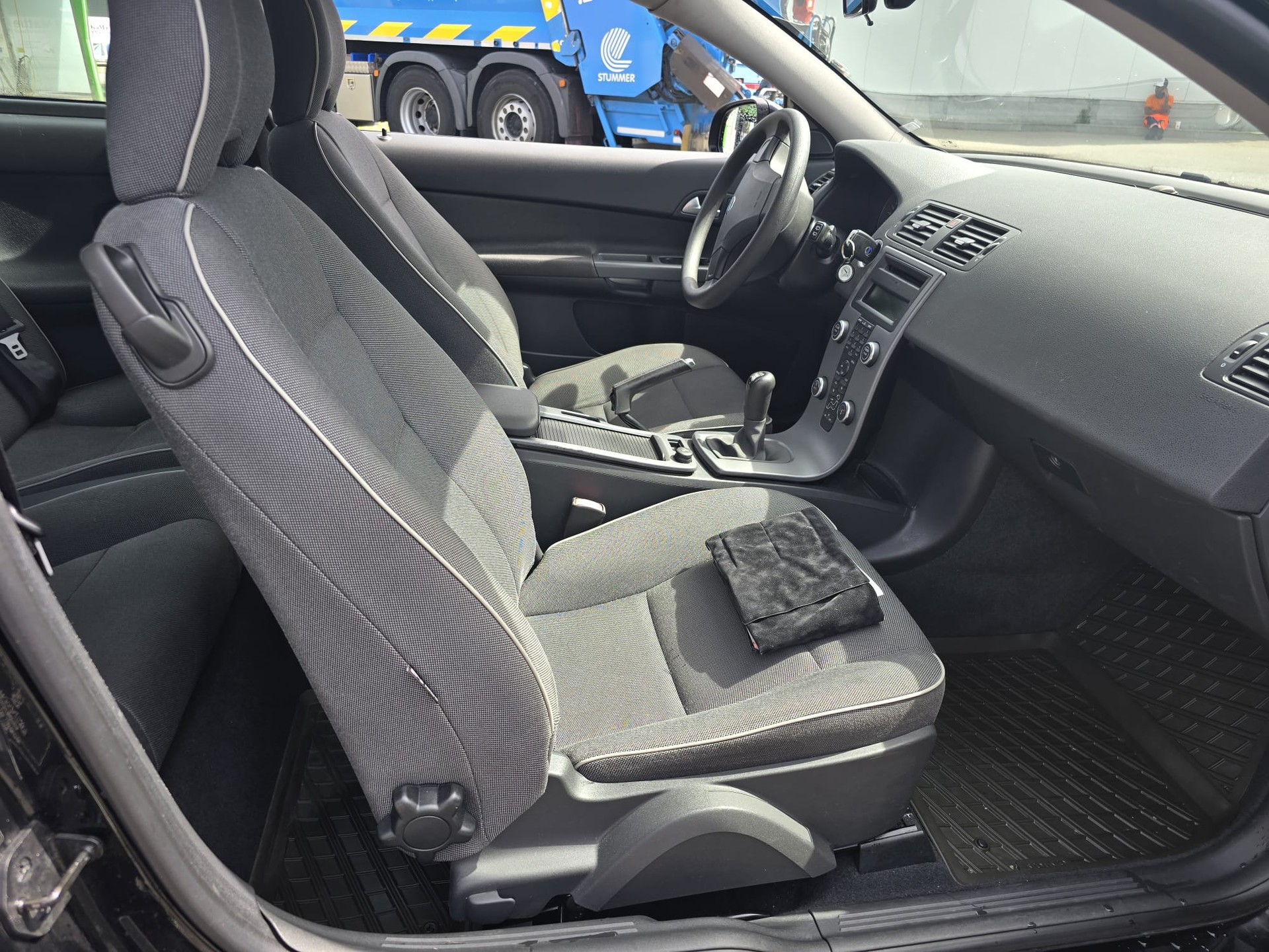 VOLVO V50 2.0D Momentum-image-4