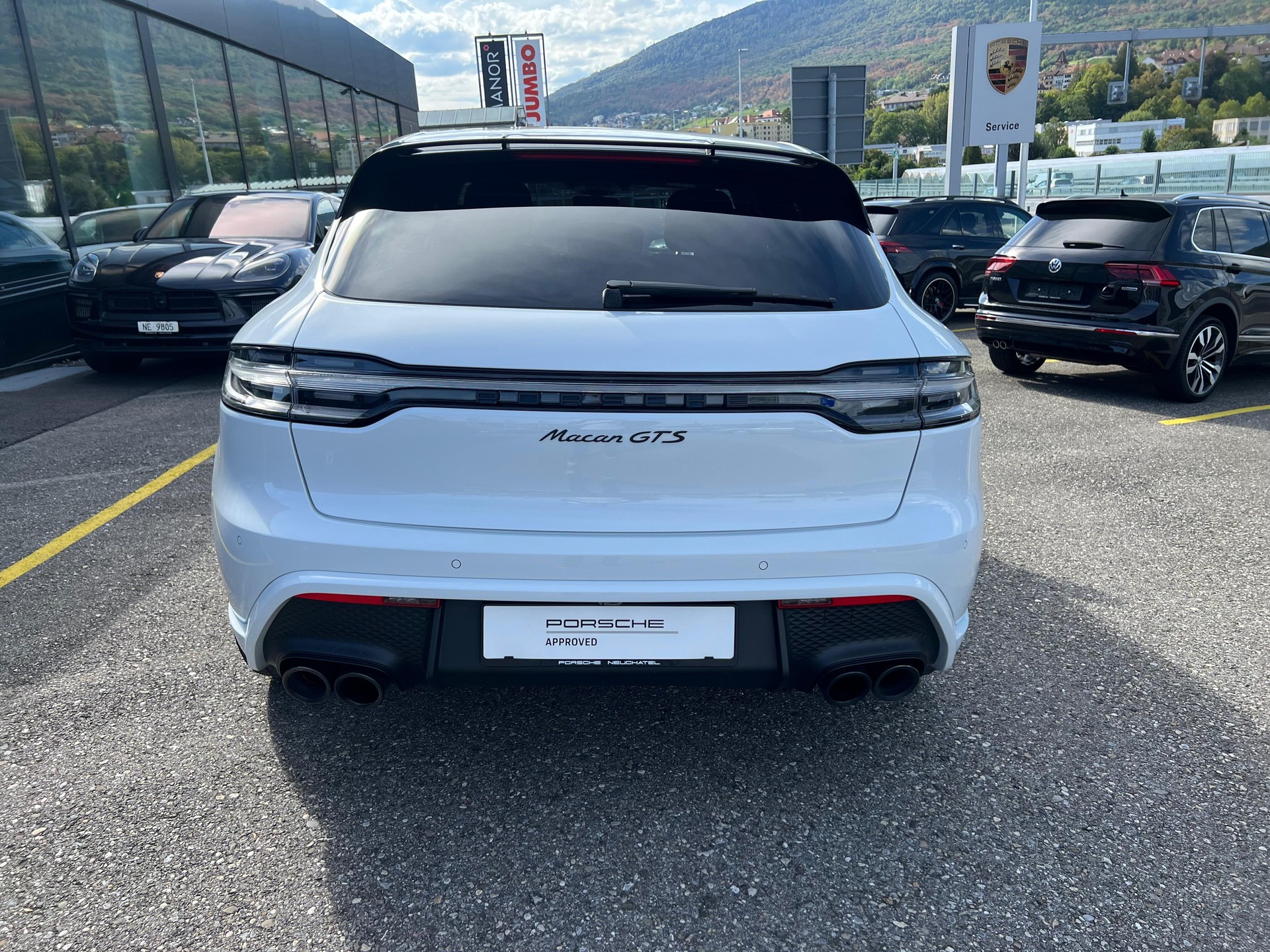 PORSCHE Macan GTS PDK-image-5