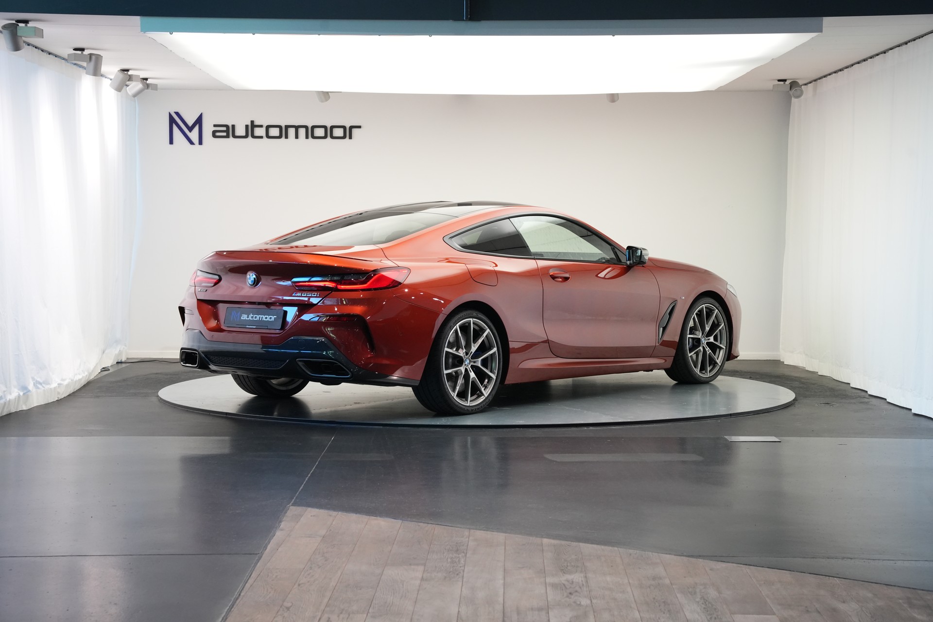 BMW M850i xDrive Steptronic *Sunset Orange* *Night Vision* *Softclose*-image-4