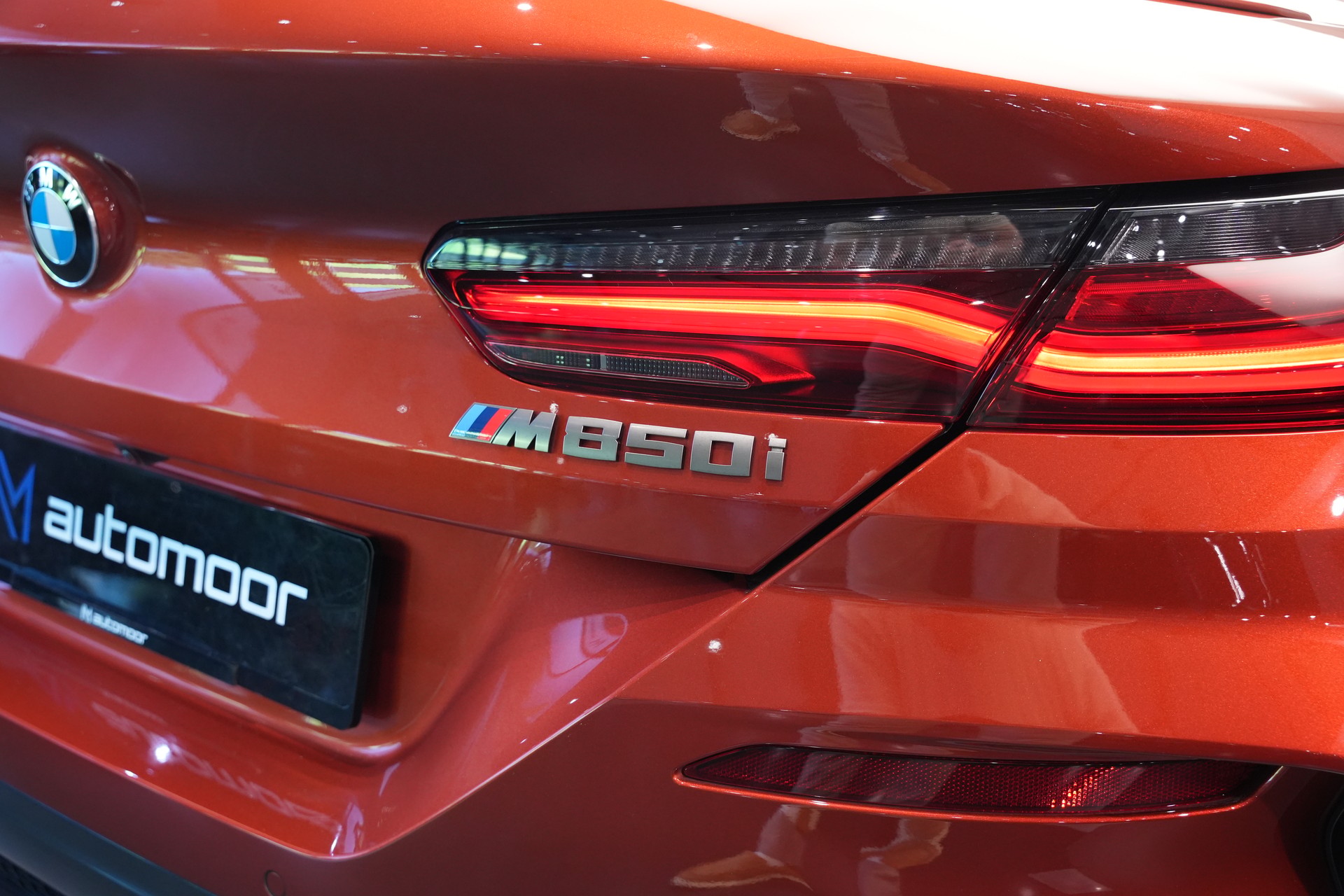 BMW M850i xDrive Steptronic *Sunset Orange* *Night Vision* *Softclose*-image-48