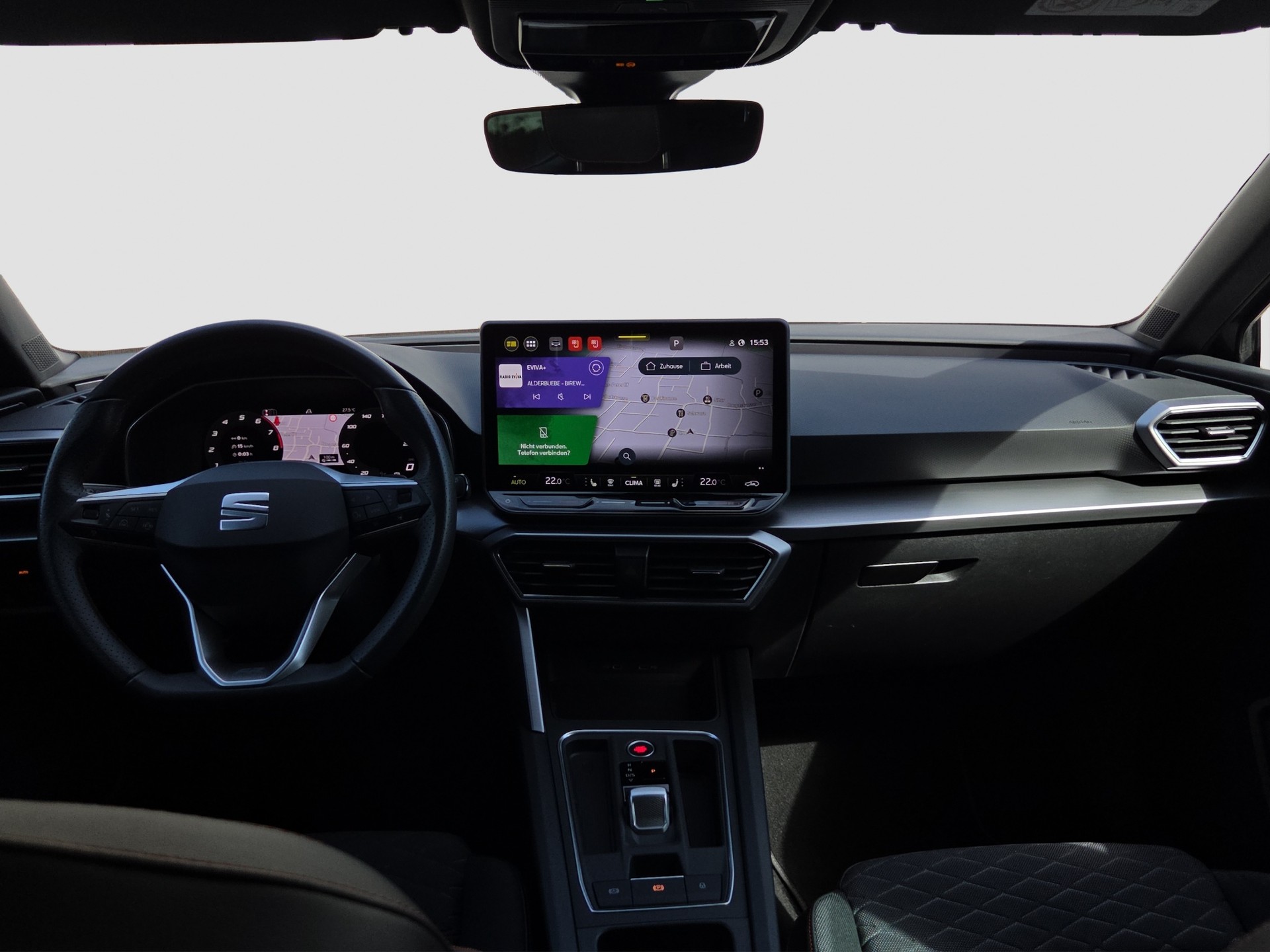 SEAT Leon 1.5 eTSI mHEV DSG FR-image-10