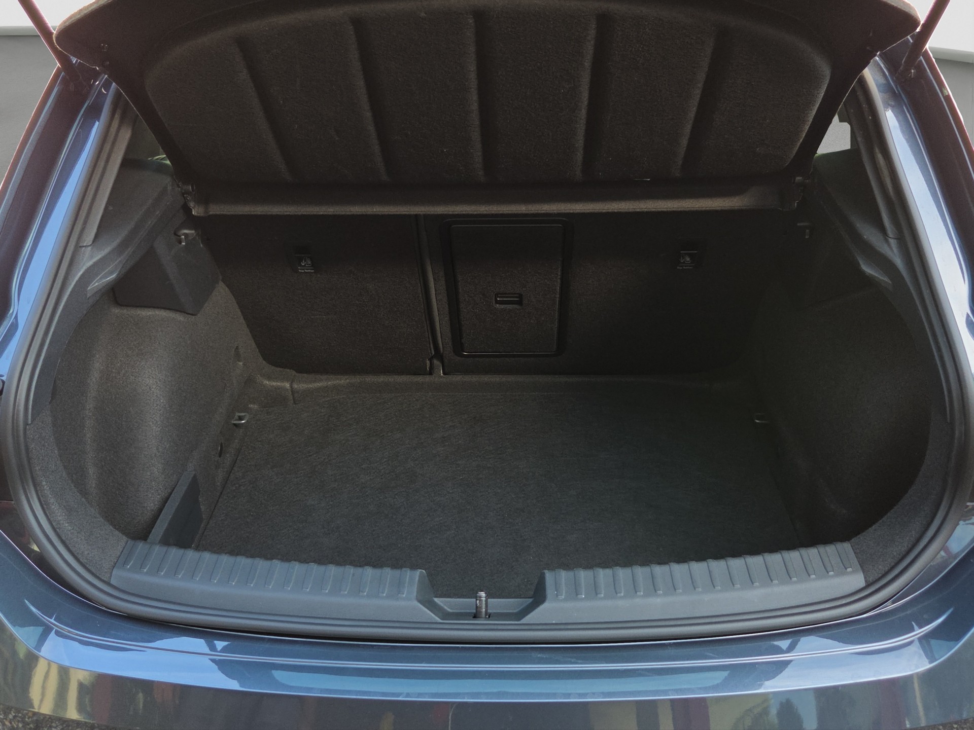 SEAT Leon 1.5 eTSI mHEV DSG FR-image-14
