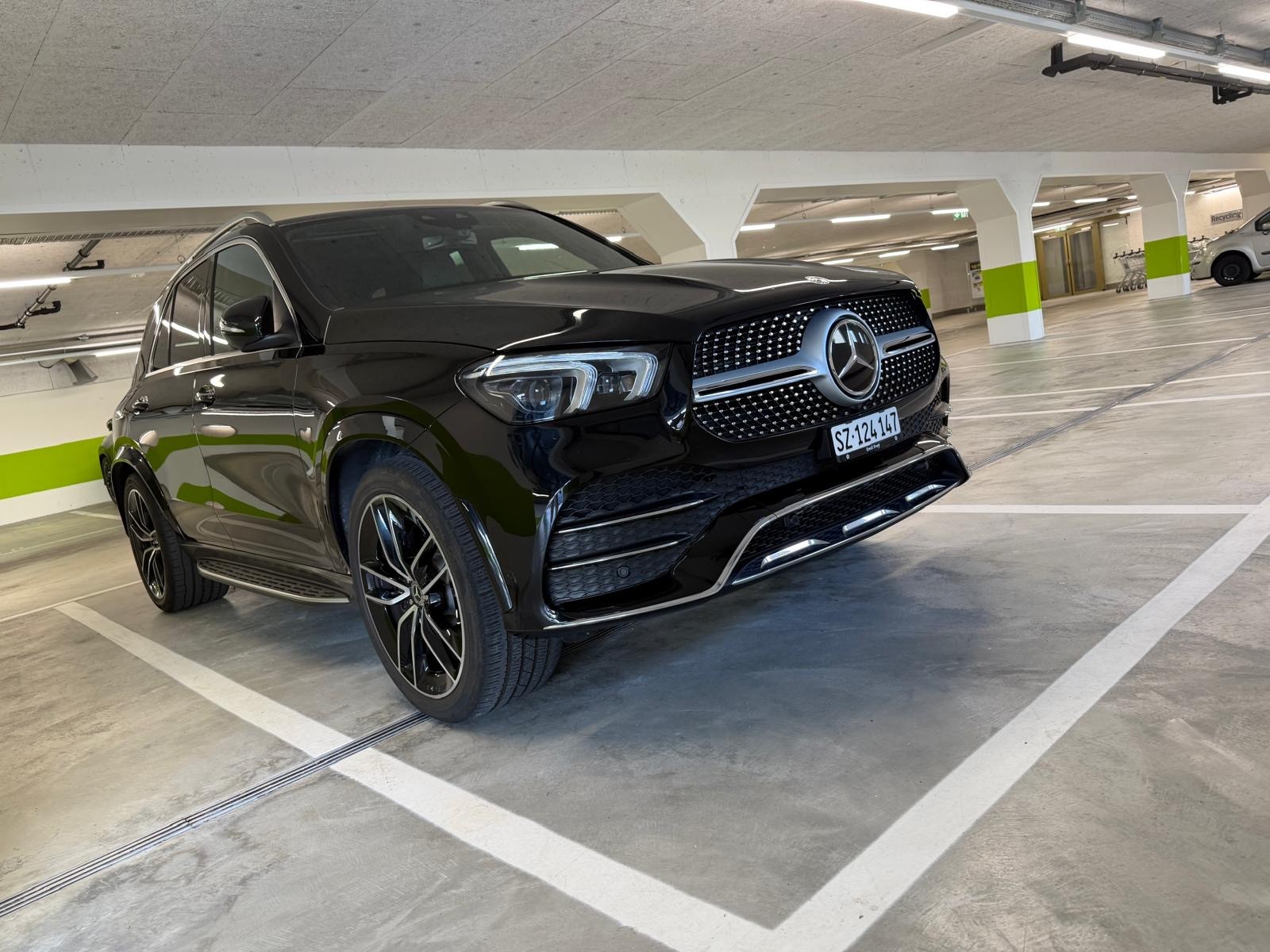 MERCEDES-BENZ GLE 450 AMG Line 4matic-image-0