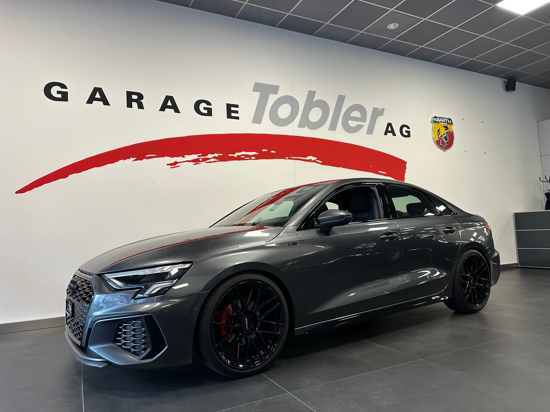 AUDI A3 Limousine 35 TFSI S-Line Attraction S-tronic-image-1