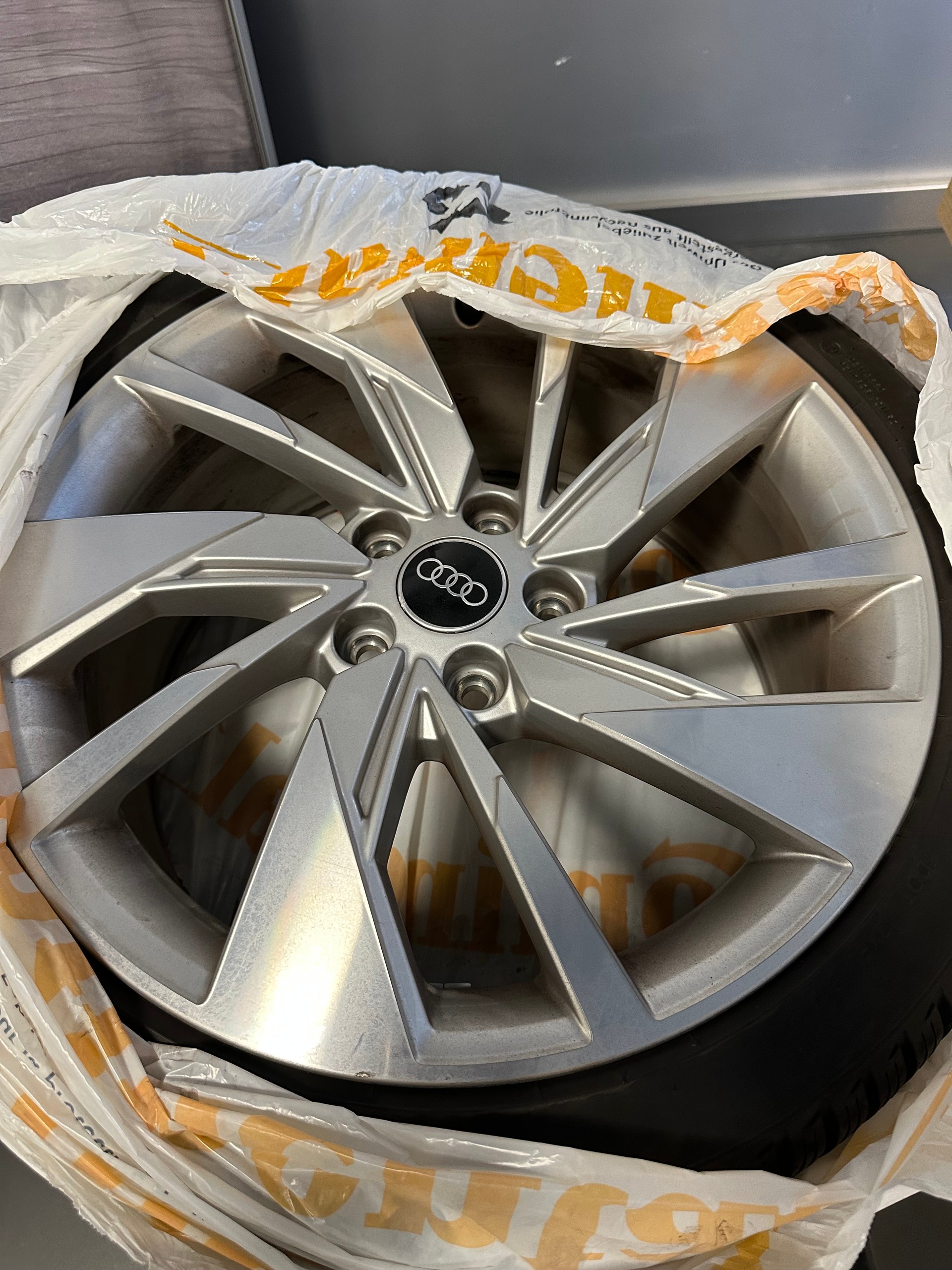 AUDI A3 Limousine 35 TFSI S-Line Attraction S-tronic-image-16