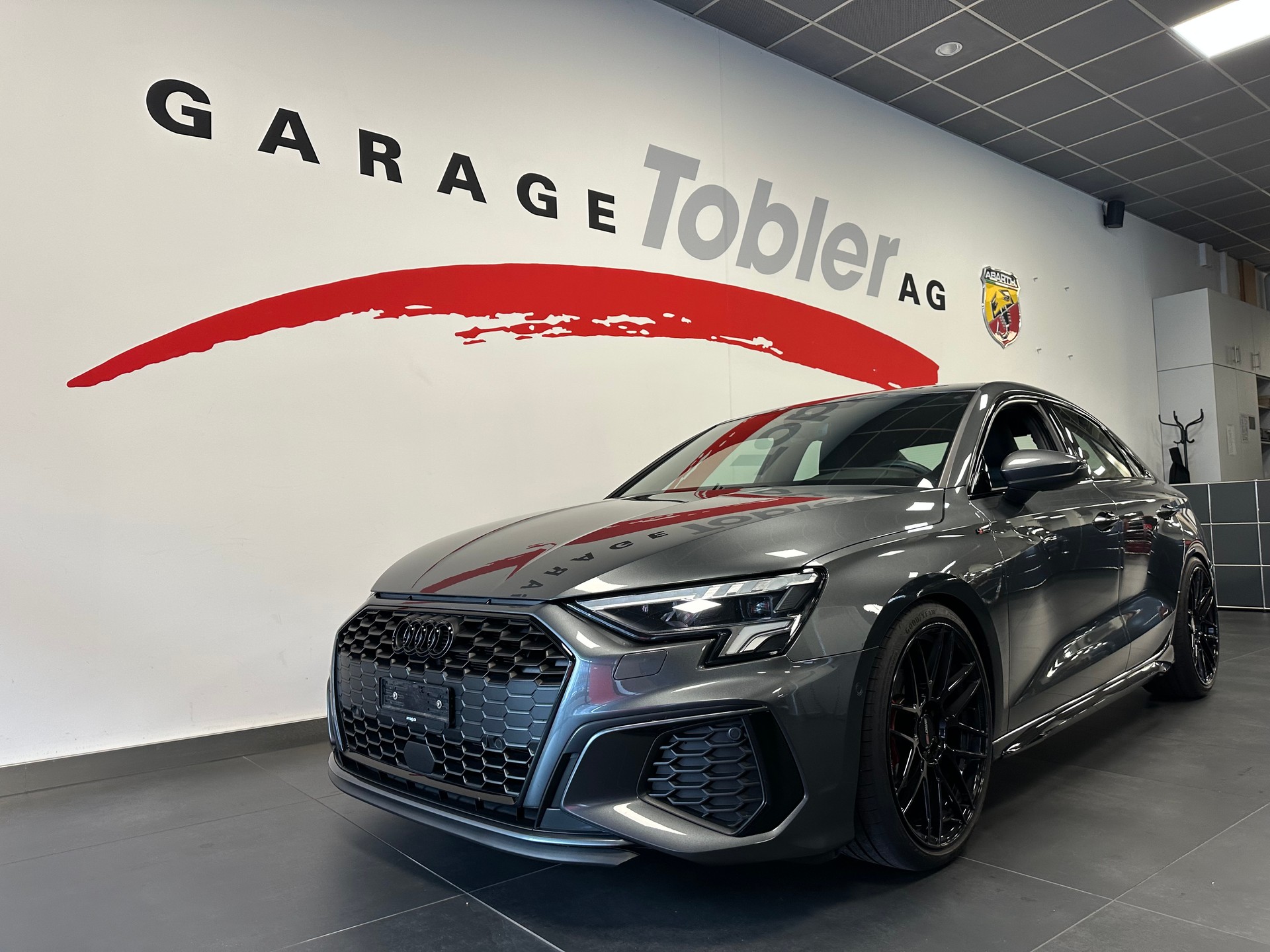 AUDI A3 Limousine 35 TFSI S-Line Attraction S-tronic-image-0