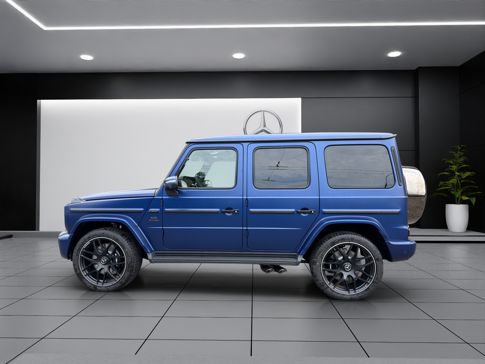 MERCEDES-BENZ G 63 AMG 9G-Tronic-image-2