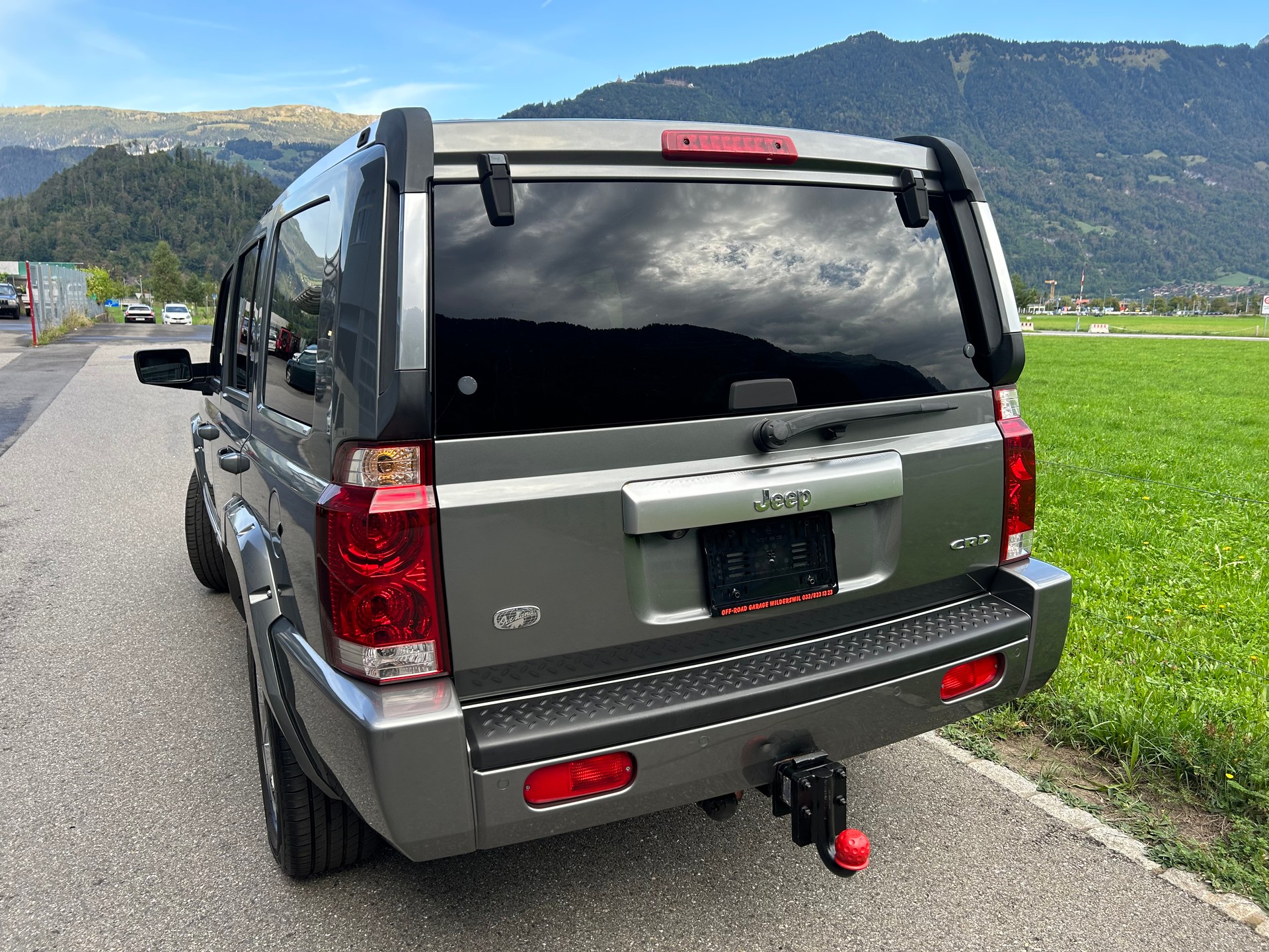 JEEP Commander 3.0 CRD Overland Automatic-image-5