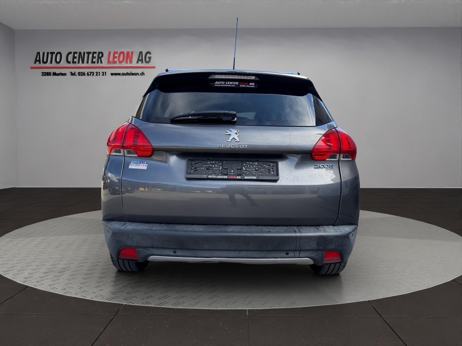 PEUGEOT 2008 1.6 BlueHDi Allure-image-4