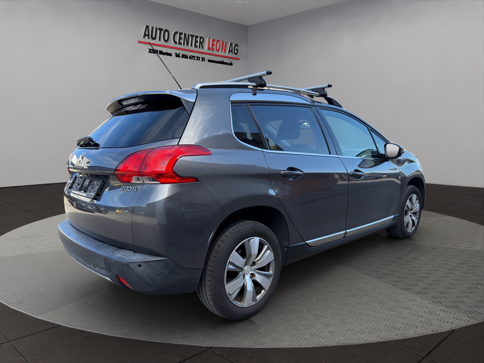 PEUGEOT 2008 1.6 BlueHDi Allure-image-5