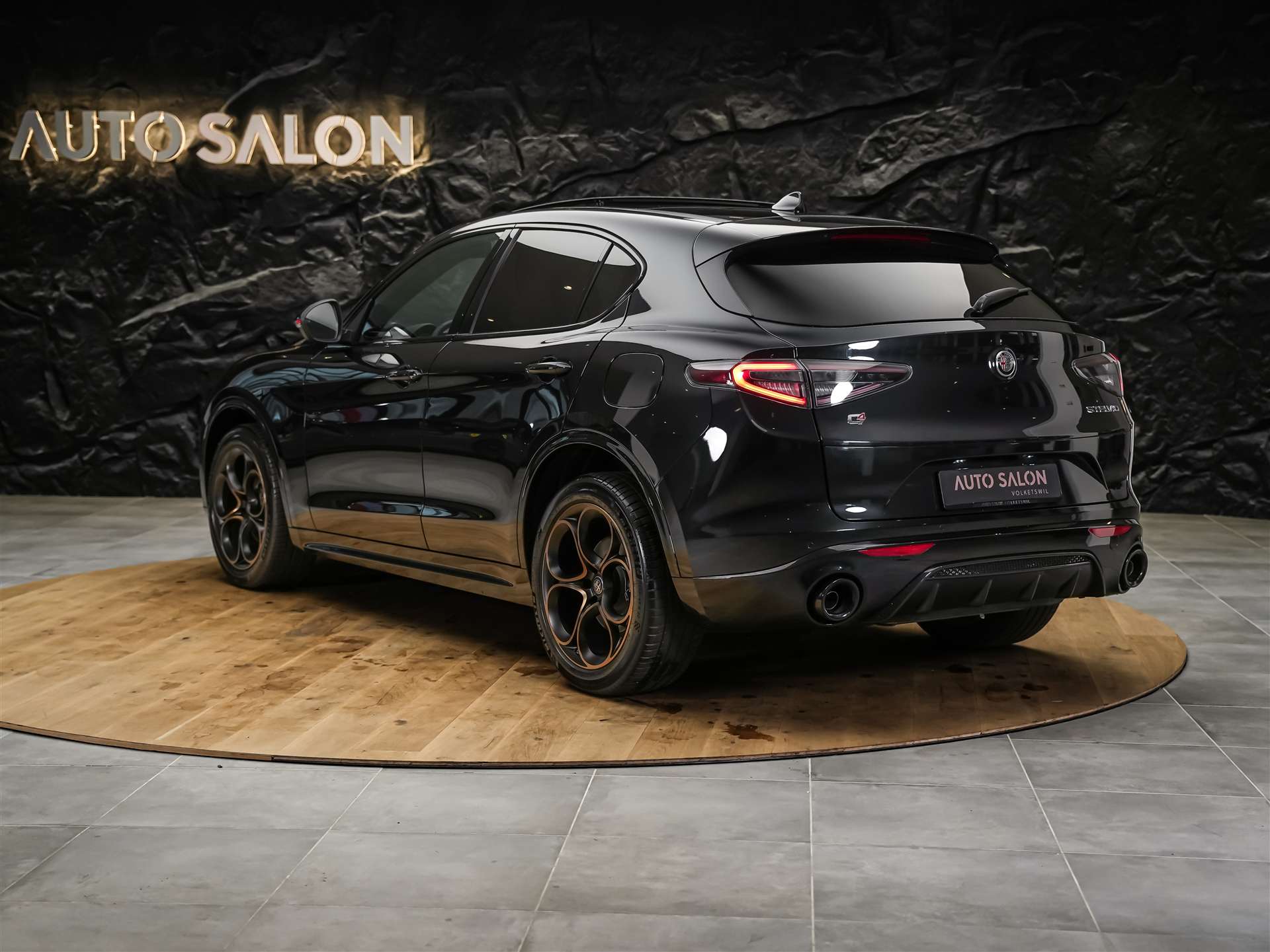ALFA ROMEO Stelvio 2.0 Intensa Q4 AT8 *SOFORT Verfügbar*Werksgarantie*Panorama*Harman/Kardon*-image-2