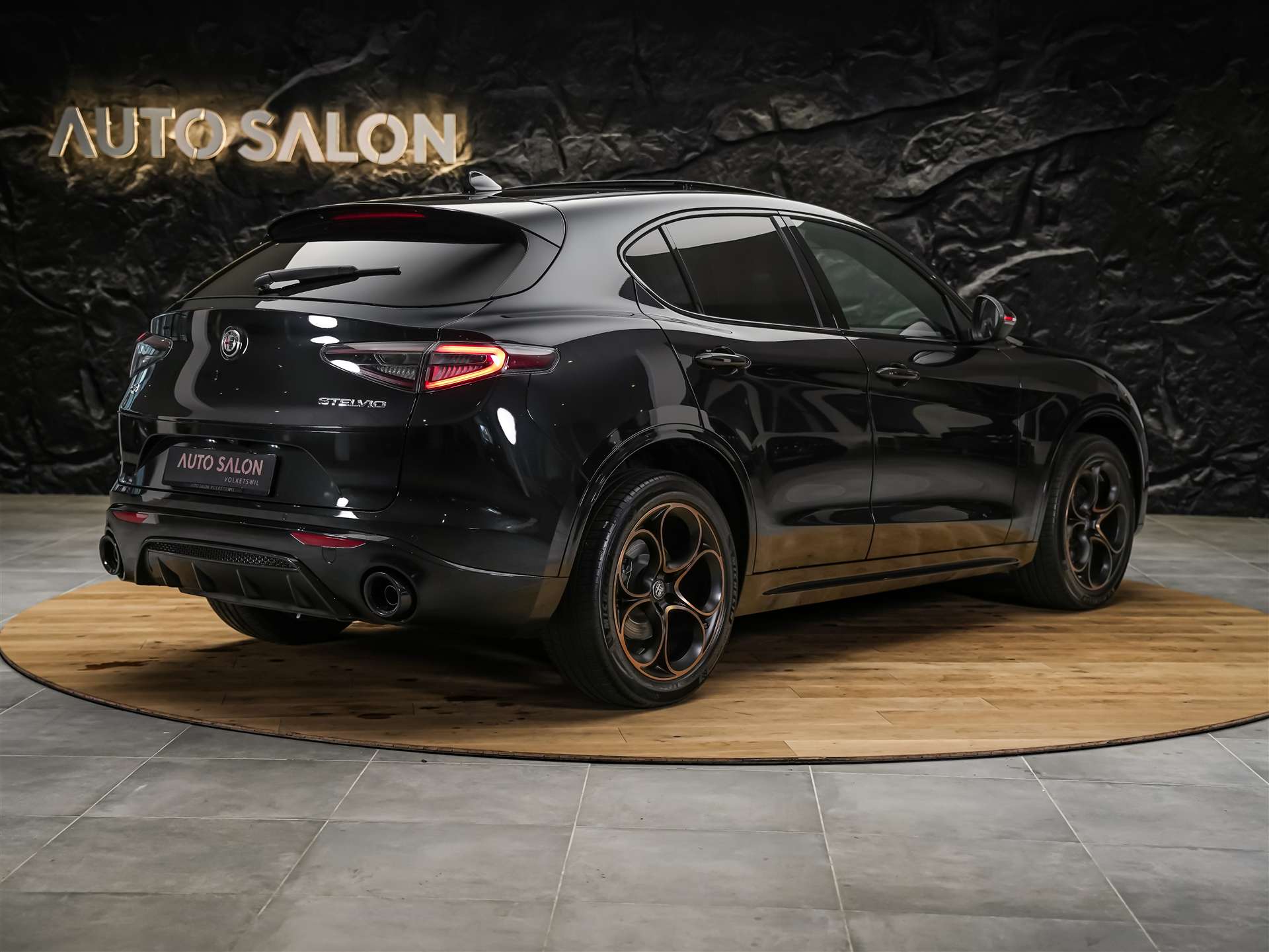ALFA ROMEO Stelvio 2.0 Intensa Q4 AT8 *SOFORT Verfügbar*Werksgarantie*Panorama*Harman/Kardon*-image-4