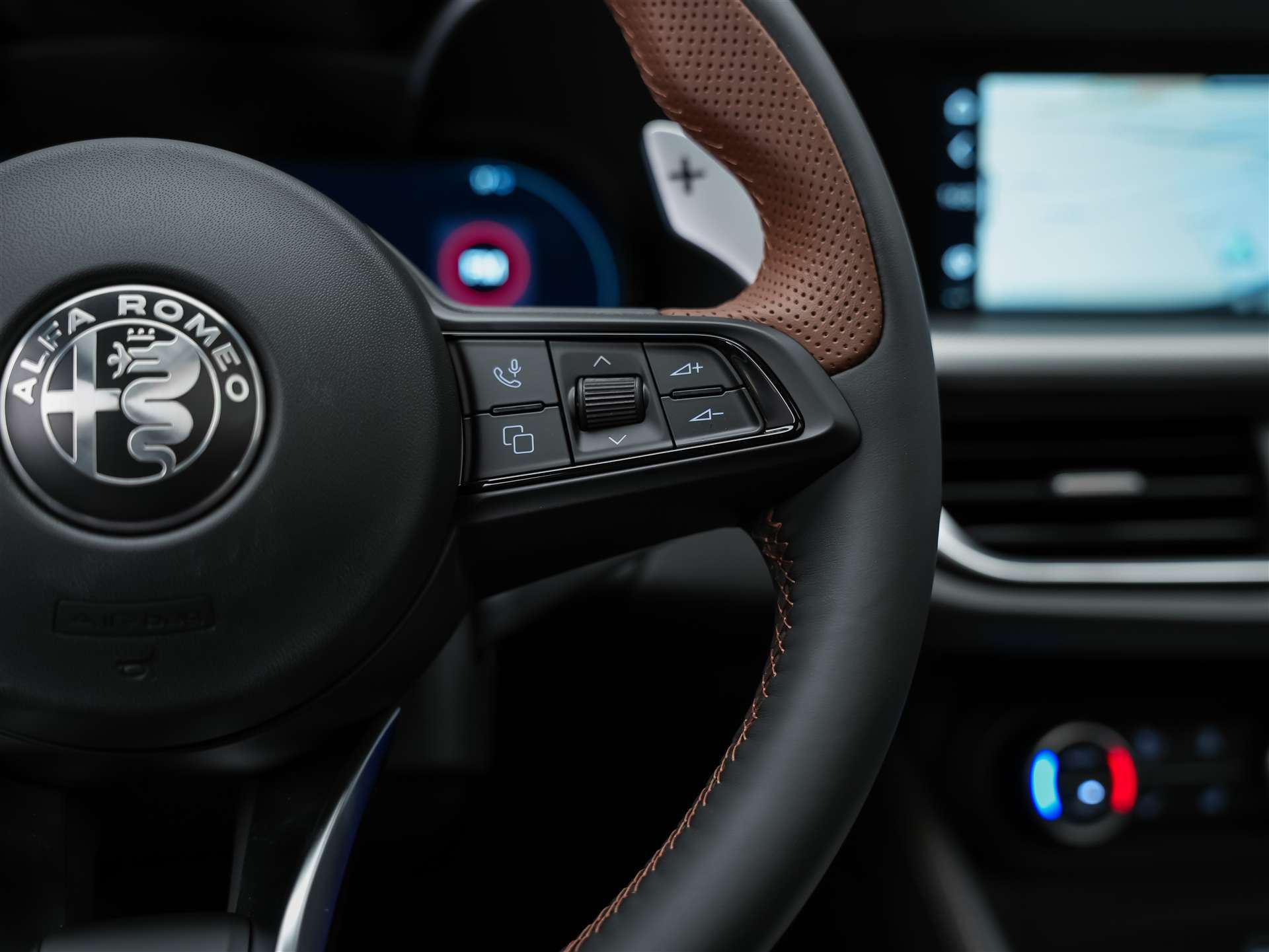 ALFA ROMEO Stelvio 2.0 Intensa Q4 AT8 *SOFORT Verfügbar*Werksgarantie*Panorama*Harman/Kardon*-image-31