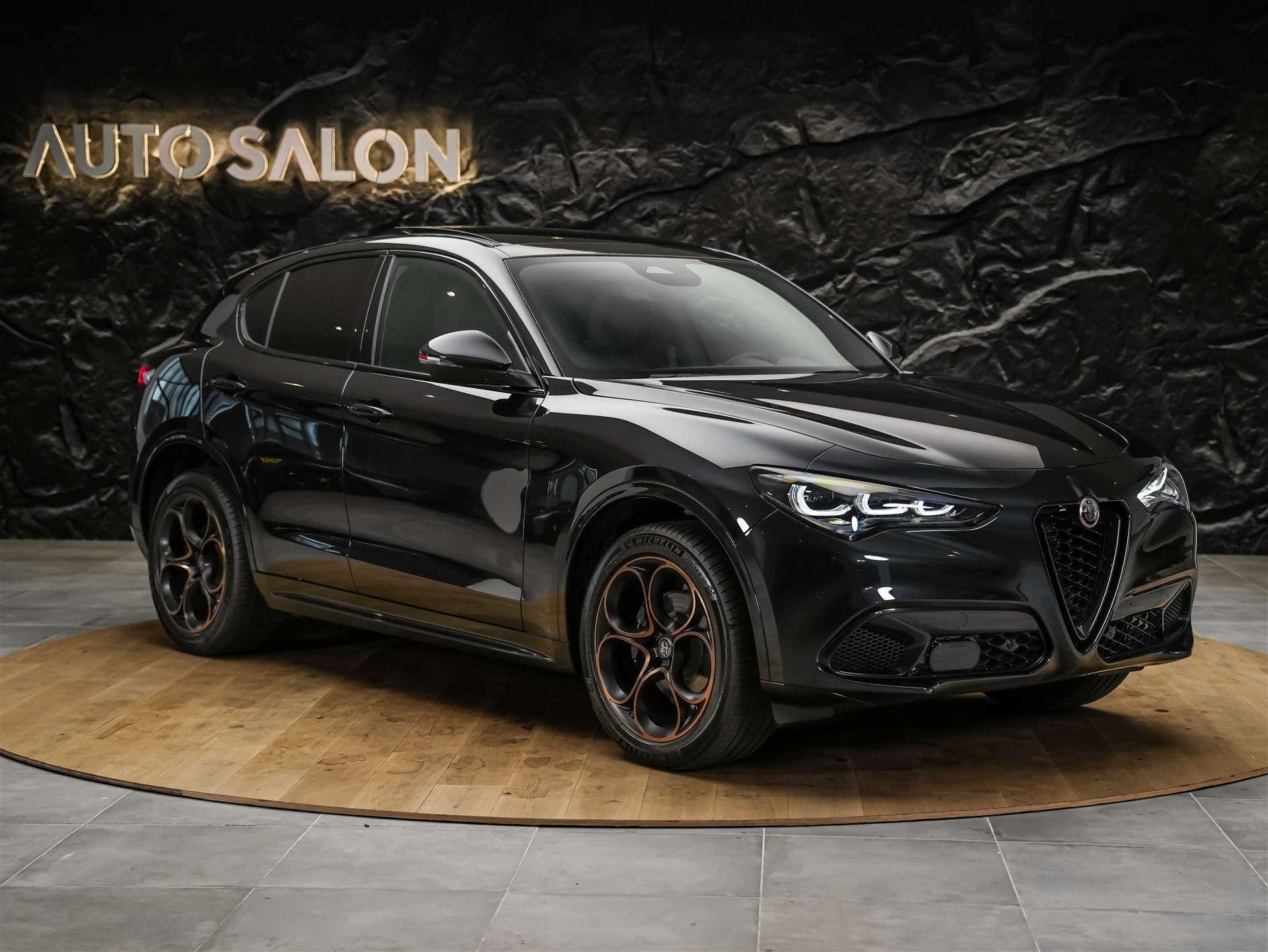 ALFA ROMEO Stelvio 2.0 Intensa Q4 AT8 *SOFORT Verfügbar*Werksgarantie*Panorama*Harman/Kardon*-image-5