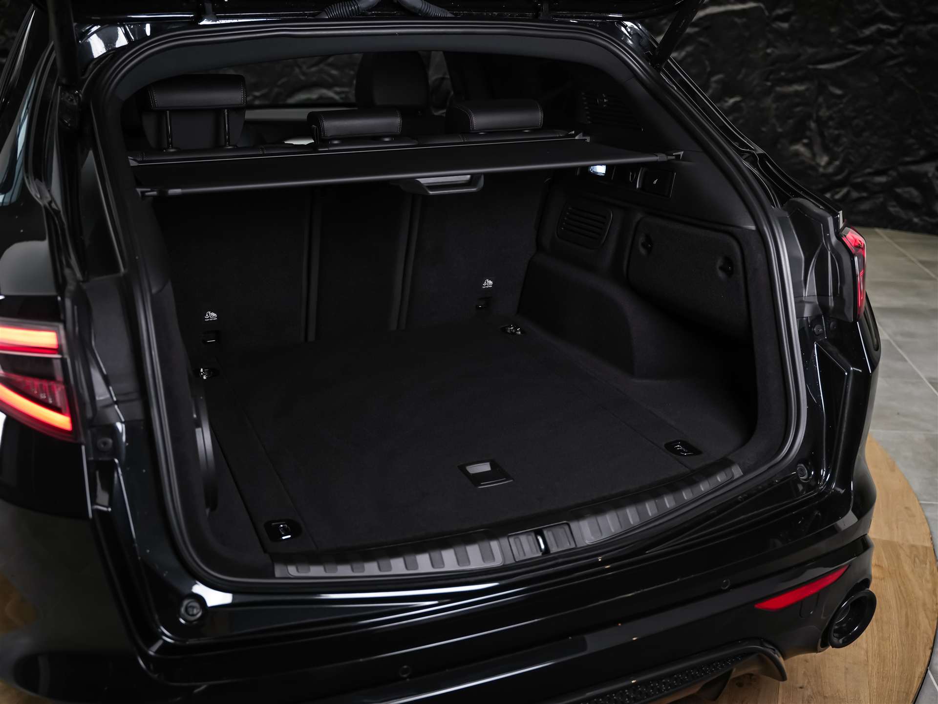 ALFA ROMEO Stelvio 2.0 Intensa Q4 AT8 *SOFORT Verfügbar*Werksgarantie*Panorama*Harman/Kardon*-image-41