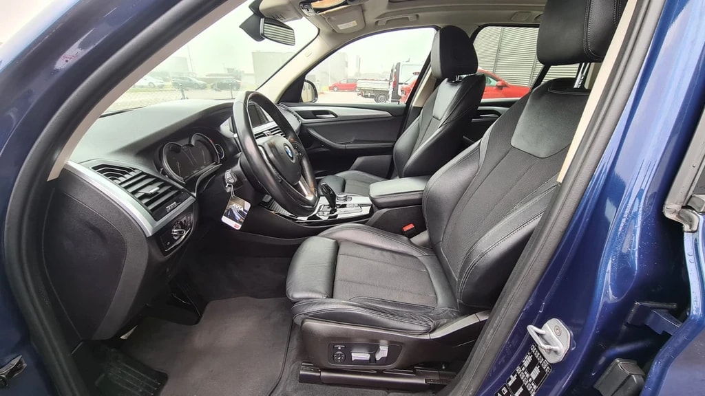 BMW X3 xDrive 20d Steptronic ** Teil-Leder ** Gr-Navi ** RF-Kamera ** Panorama-Glasdach ** LTZ MFK 06.06.2025 **-image-12