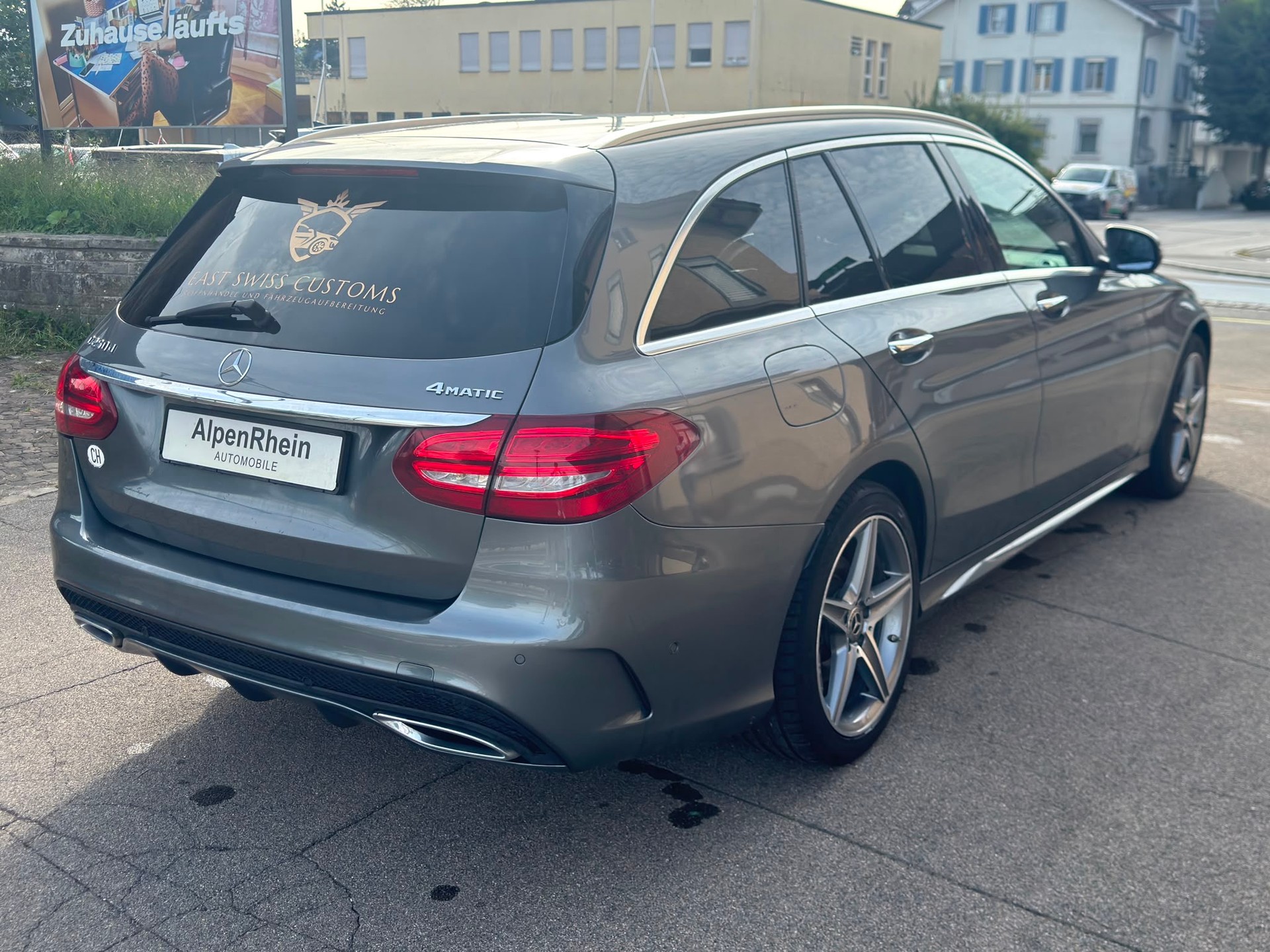 MERCEDES-BENZ C 250 d Swiss Star AMG Line 4Matic 9G-Tronic-image-2
