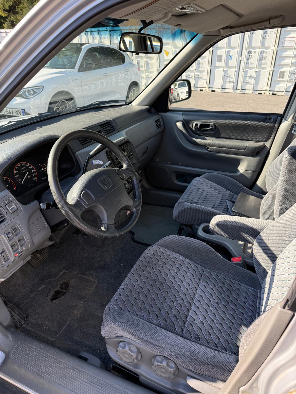 HONDA CR-V 2.0i 4WD LS-image-9