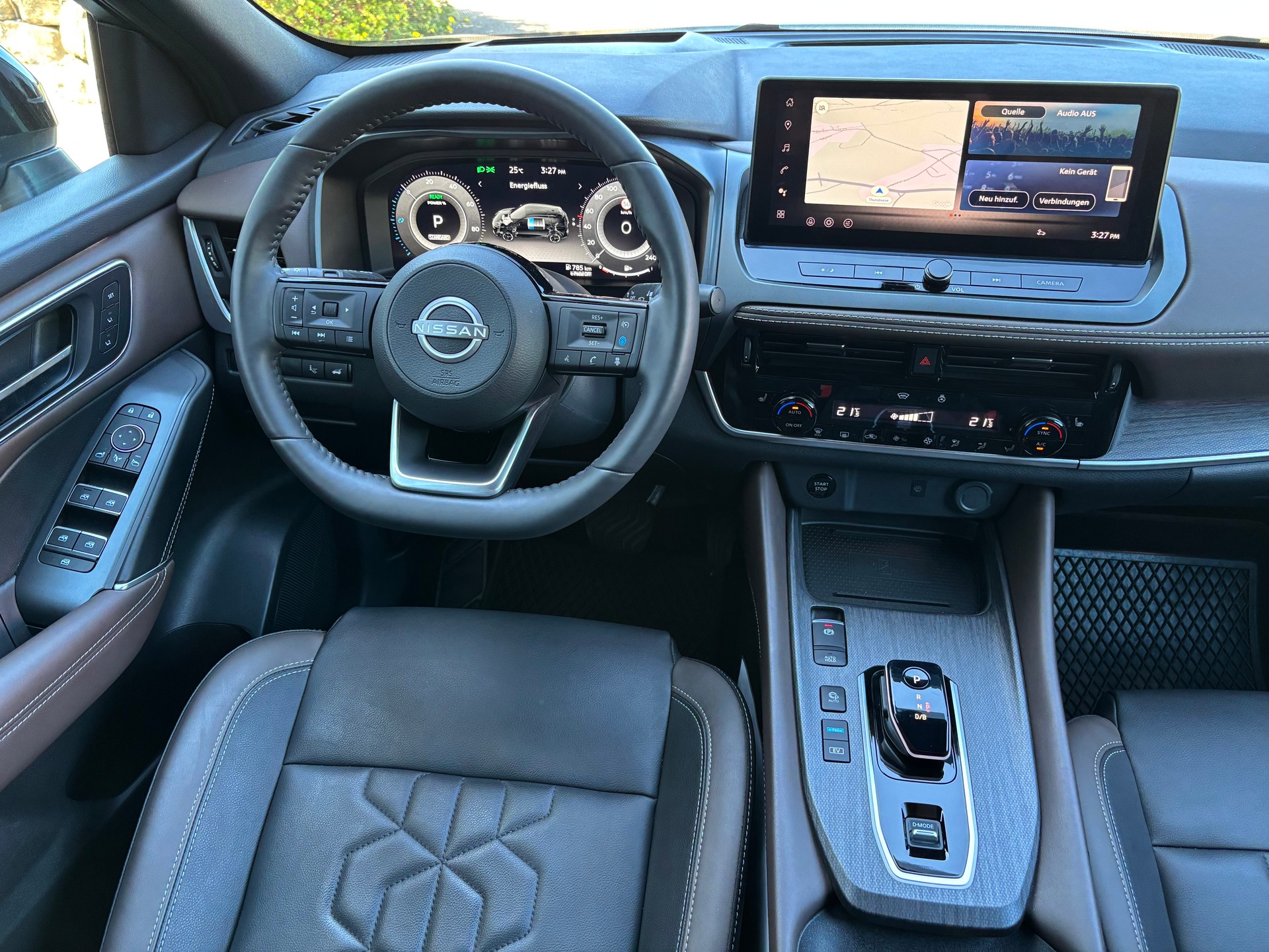 NISSAN Qashqai 1.5 VC-T e-Power Tekna-image-9