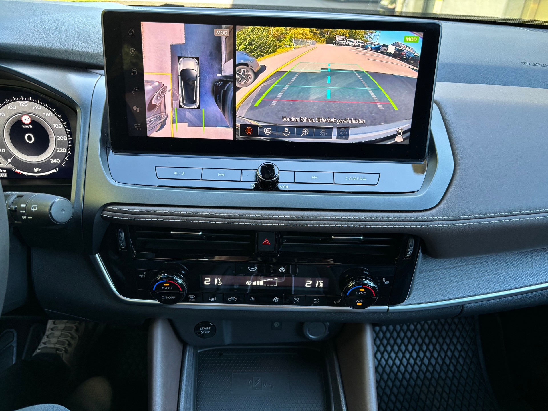 NISSAN Qashqai 1.5 VC-T e-Power Tekna-image-12