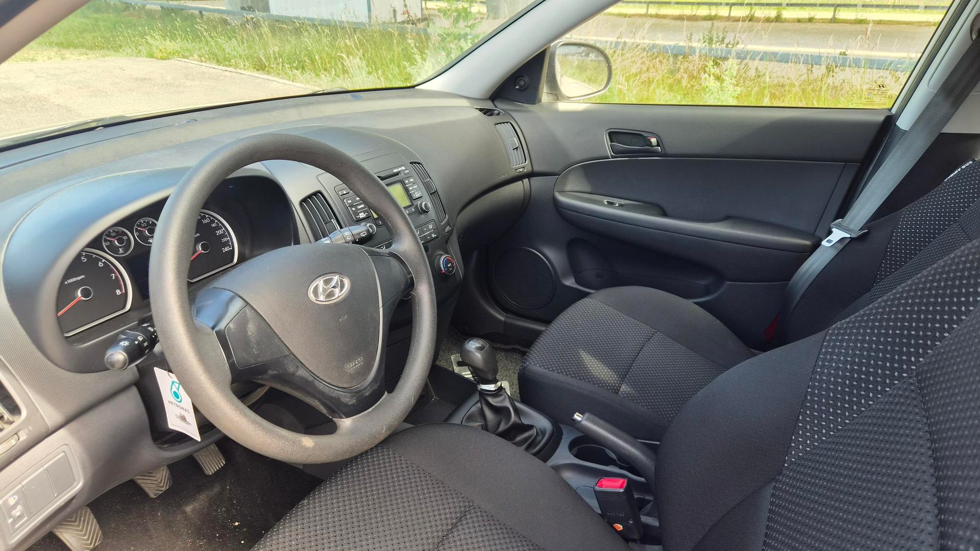HYUNDAI i30 1.4 Comfort-image-5