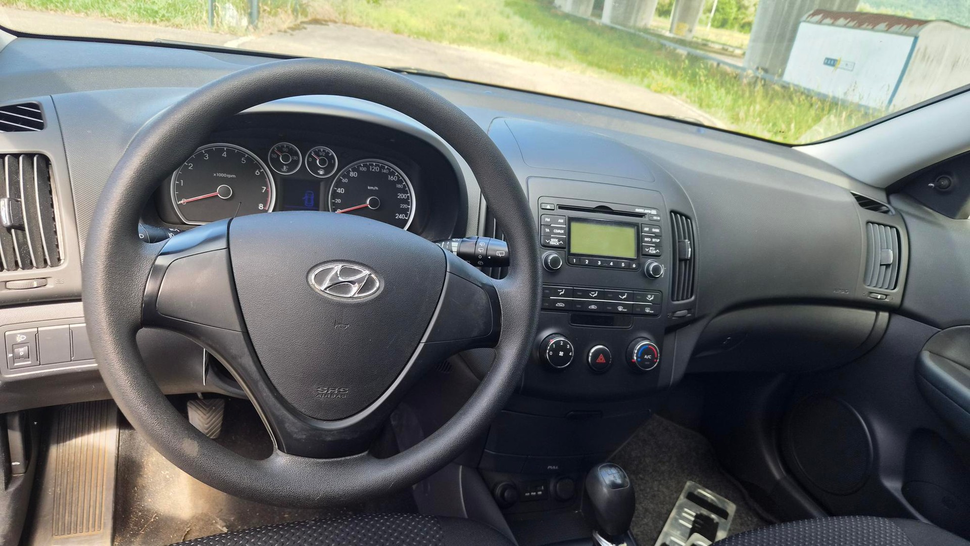 HYUNDAI i30 1.4 Comfort-image-6