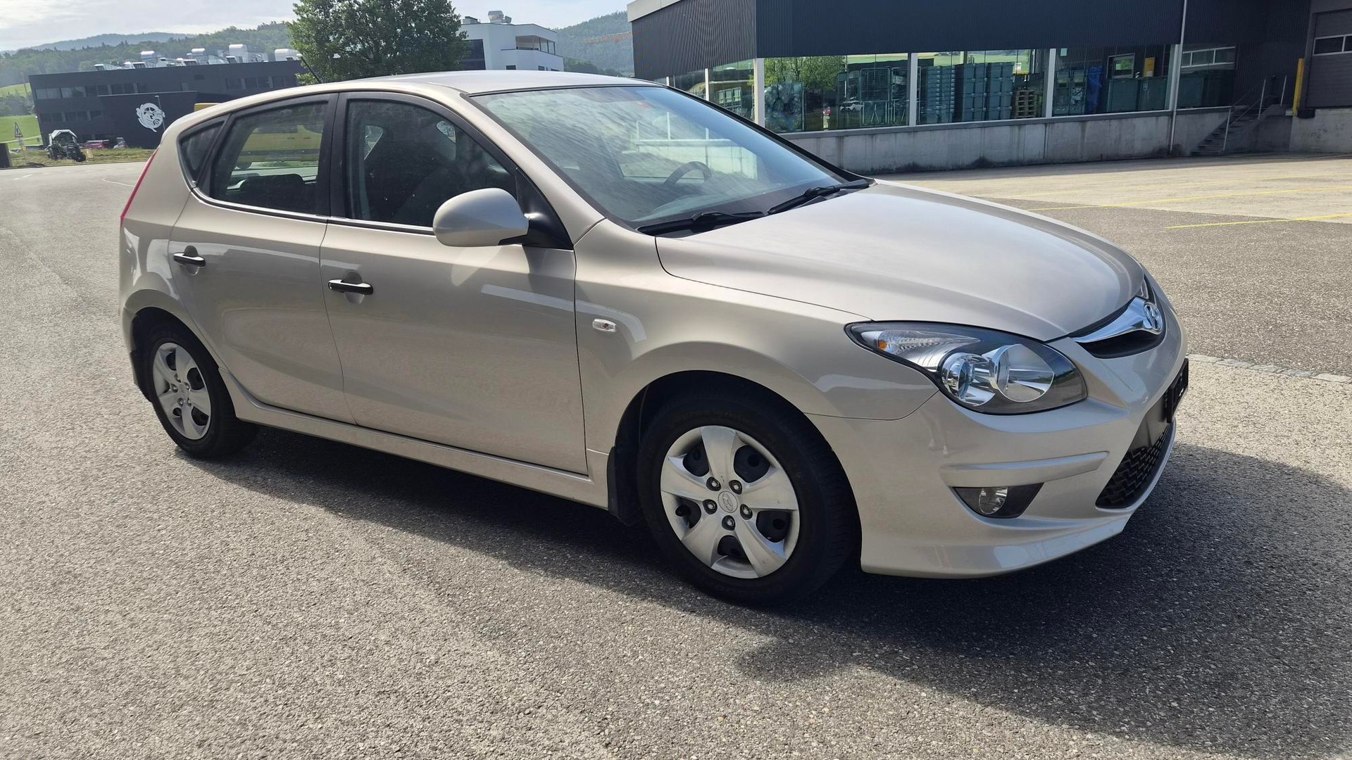 HYUNDAI i30 1.4 Comfort-image-2