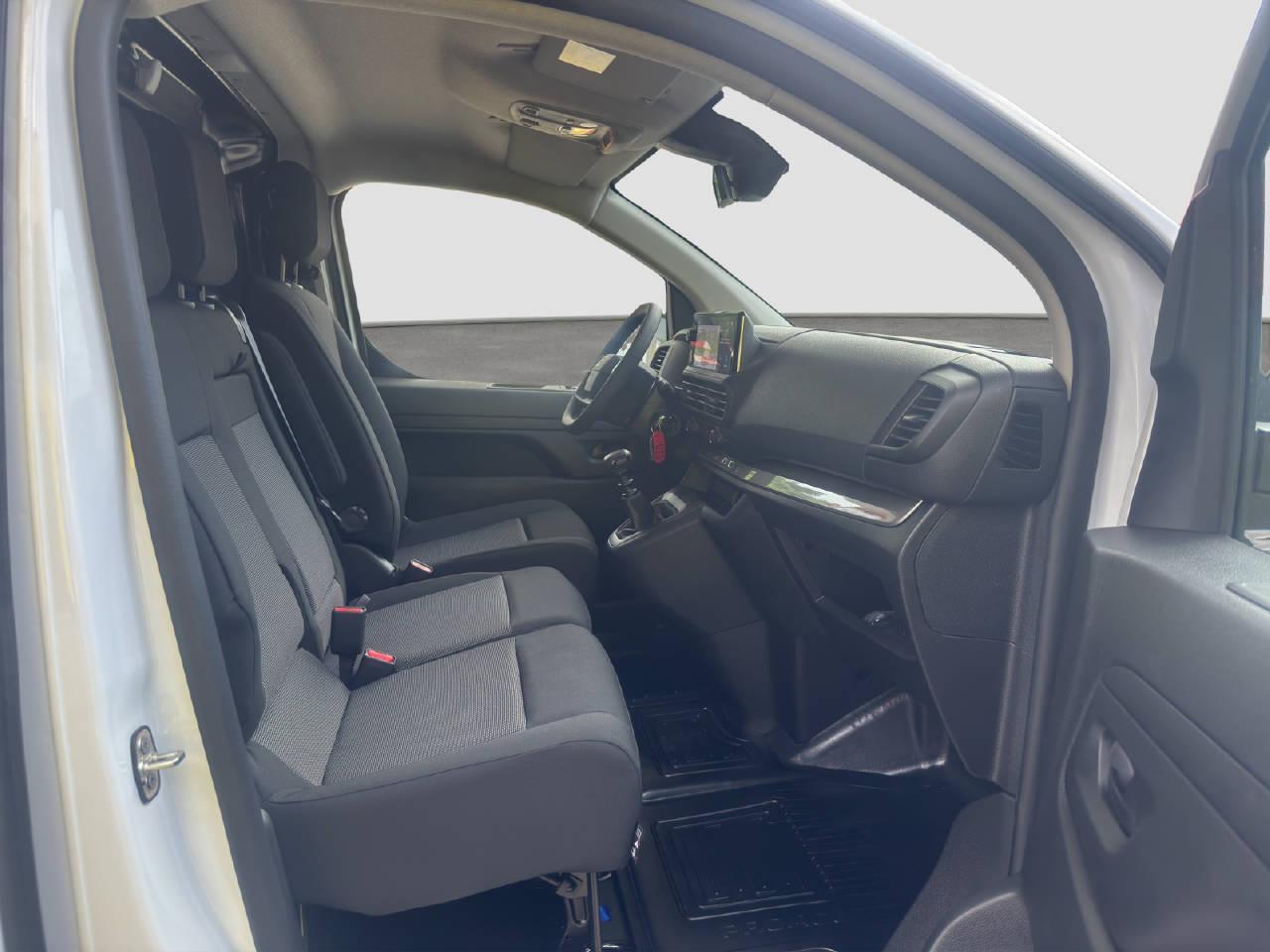 TOYOTA PROACE Van L2 2.0 D Advanced-image-15