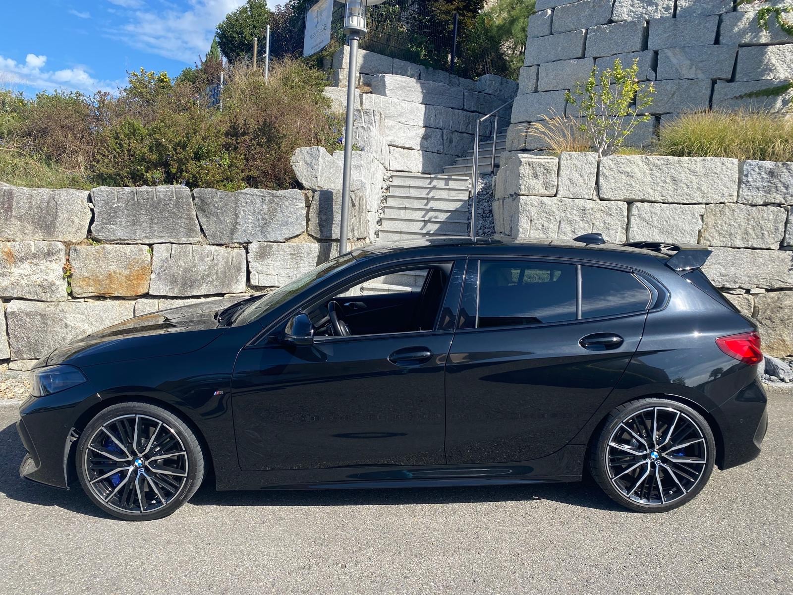 BMW M135i xDrive Steptronic-image-1