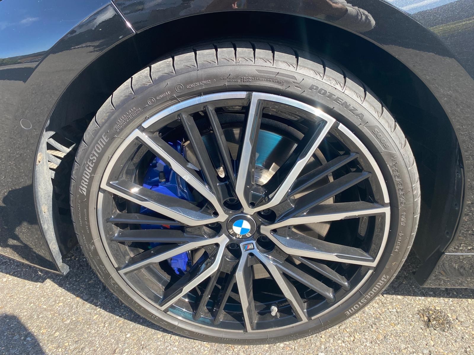 BMW M135i xDrive Steptronic-image-7