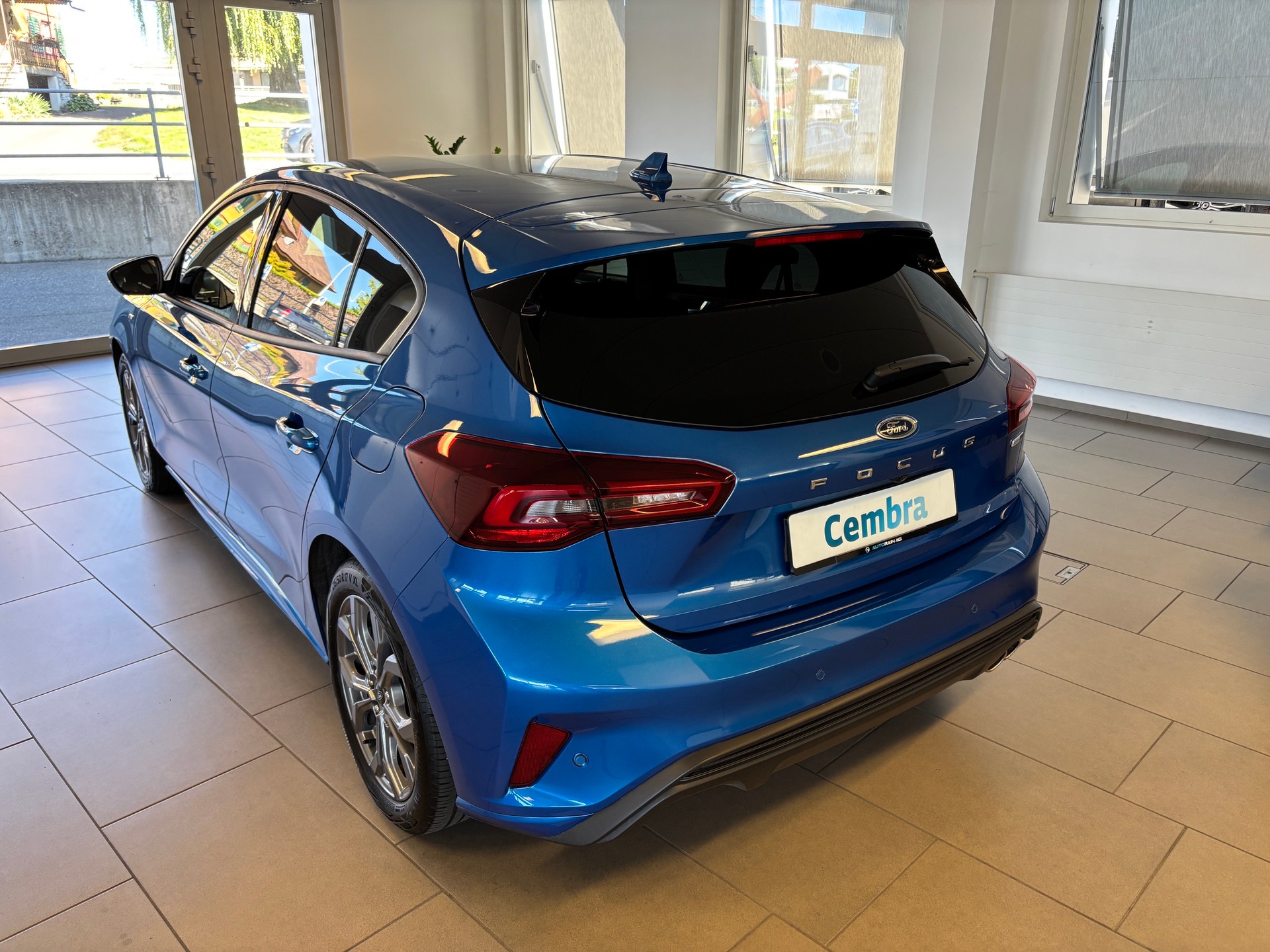 FORD Focus 1.0 MHEV ST-Line X-image-3