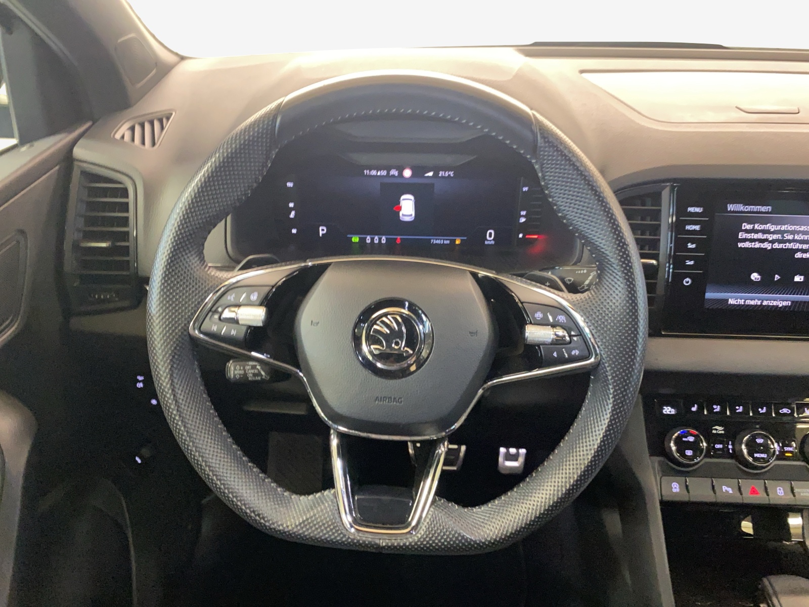 SKODA Karoq 1.5 TSI SportLine DSG-image-9