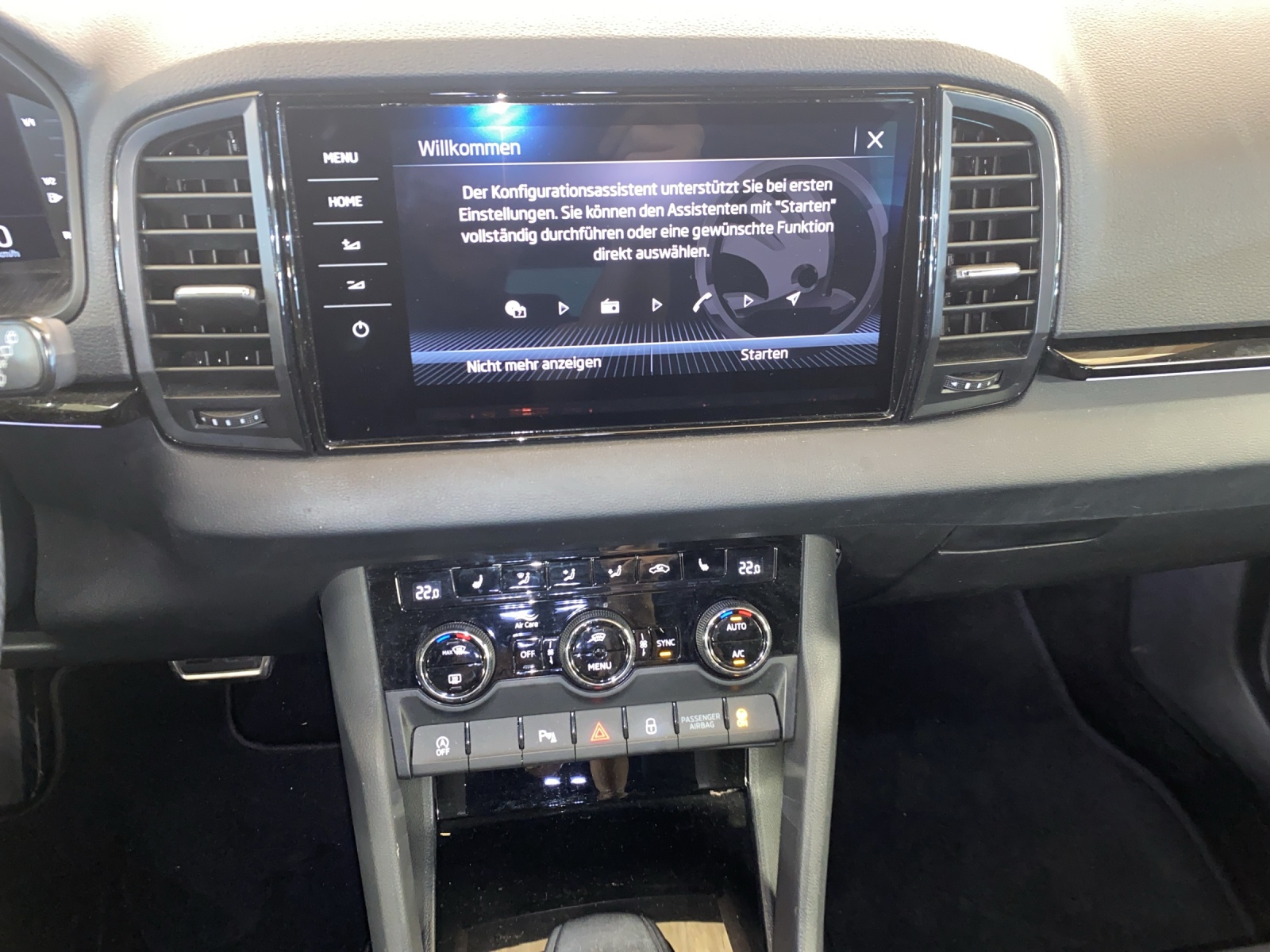 SKODA Karoq 1.5 TSI SportLine DSG-image-10