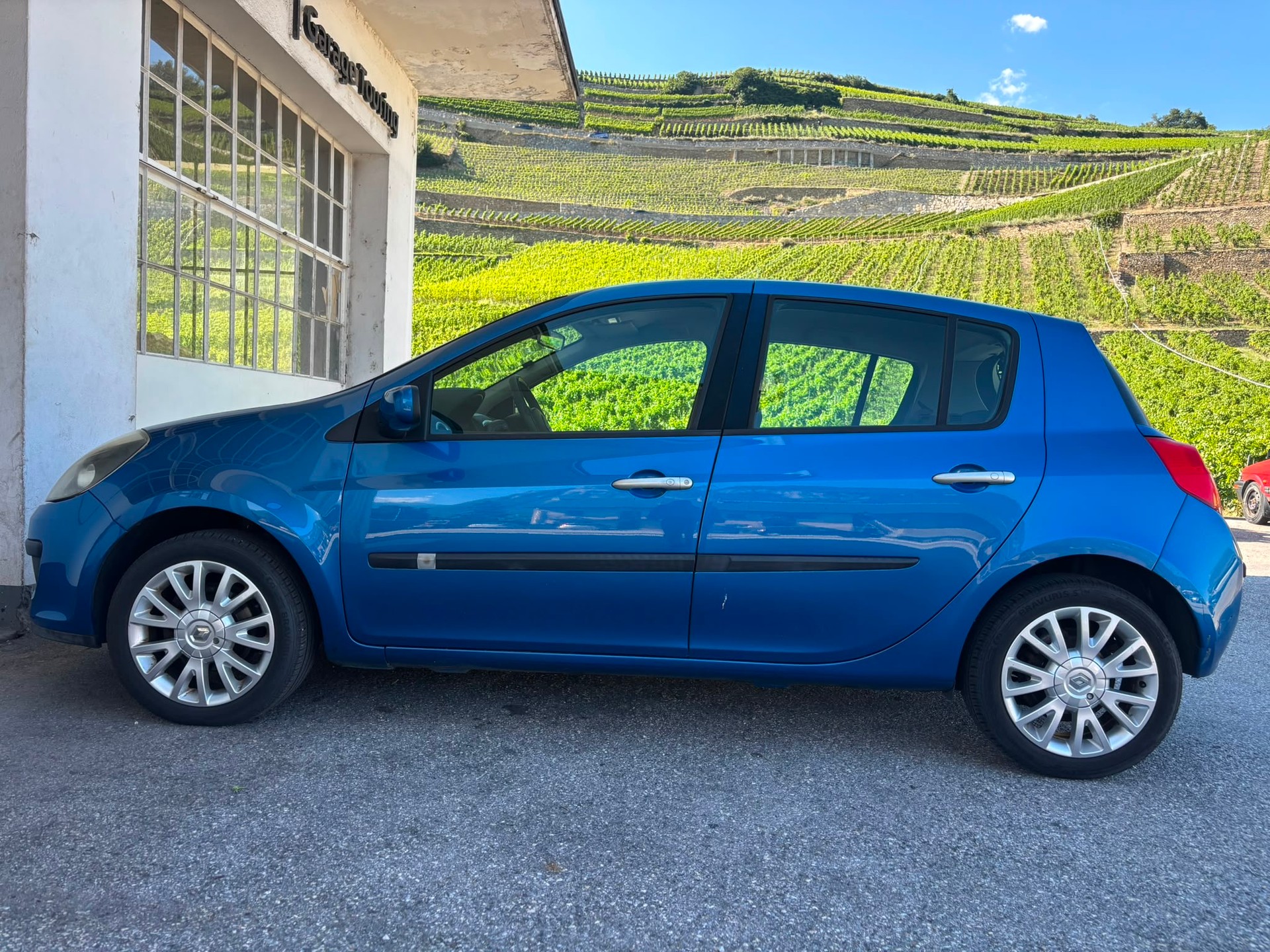 RENAULT Clio 1.6 16V Dynamique-image-4