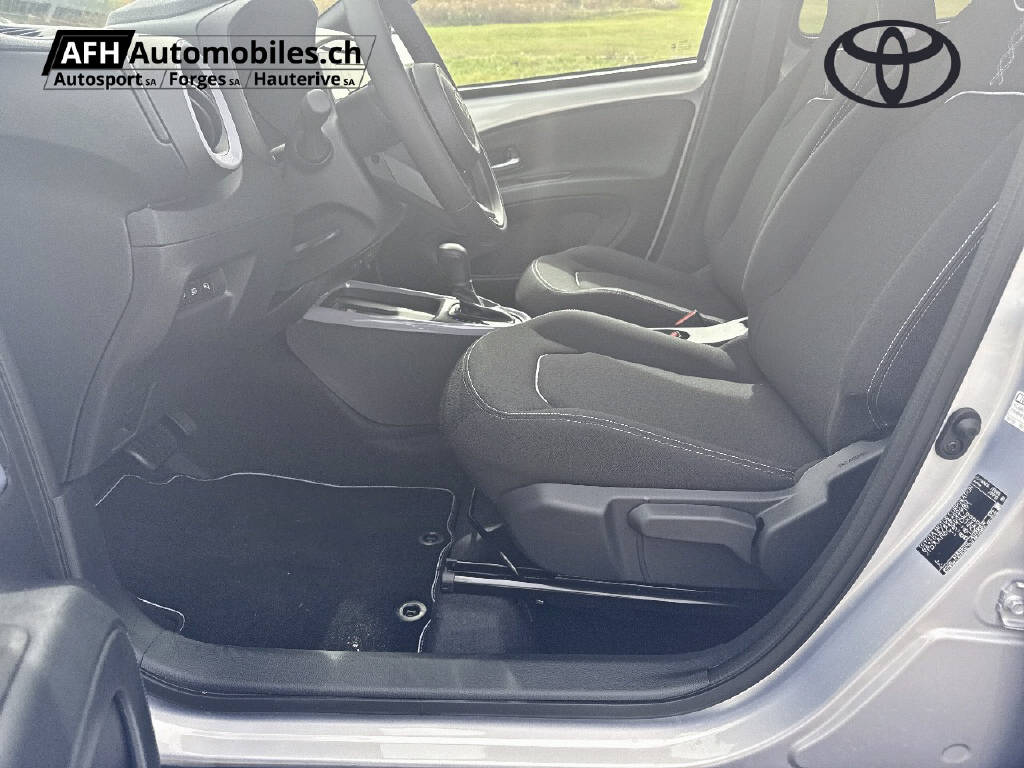 TOYOTA Aygo X 1.5 VVT-i HSD Trend-image-13