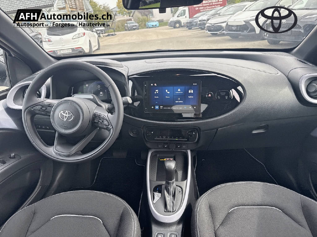 TOYOTA Aygo X 1.5 VVT-i HSD Trend-image-17