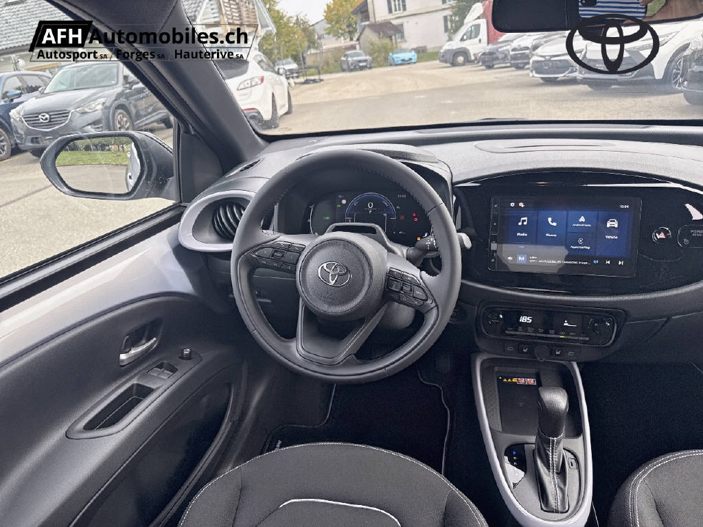 TOYOTA Aygo X 1.5 VVT-i HSD Trend-image-10
