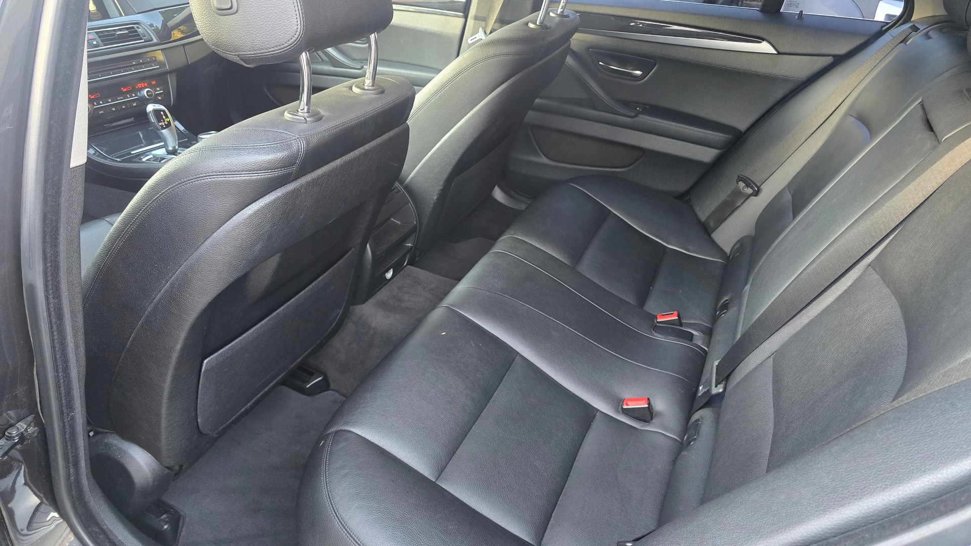 BMW 520d Touring xDrive Steptronic-image-7