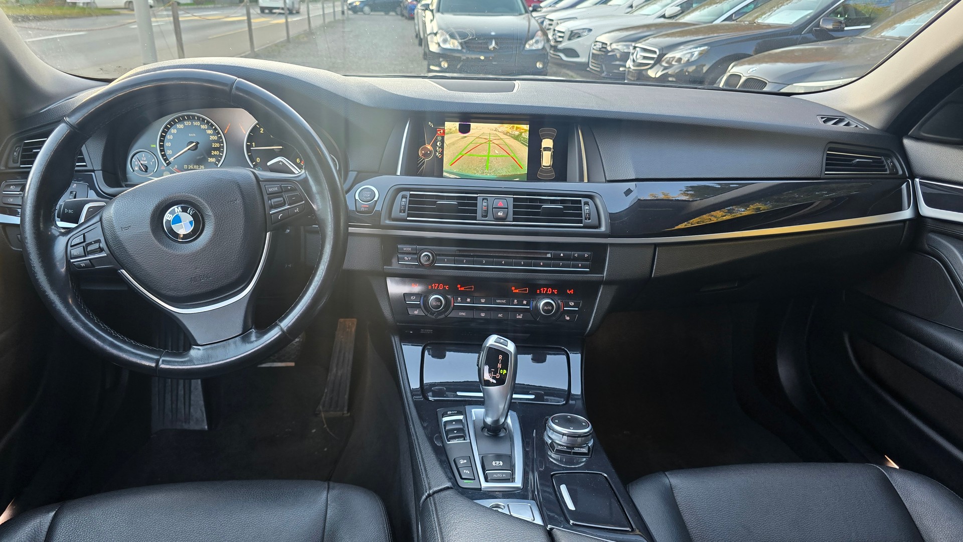 BMW 520d Touring xDrive Steptronic-image-8