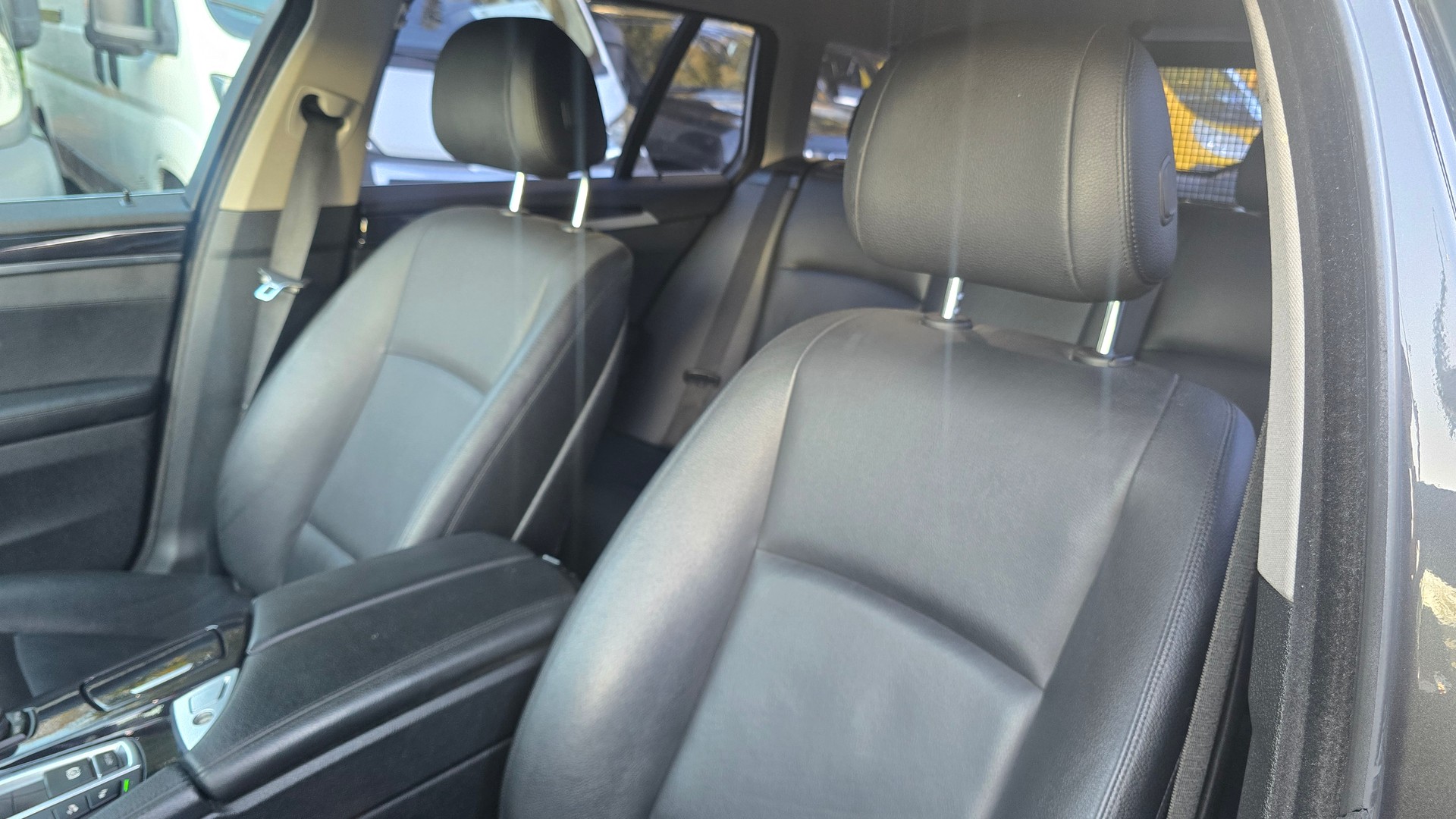 BMW 520d Touring xDrive Steptronic-image-12