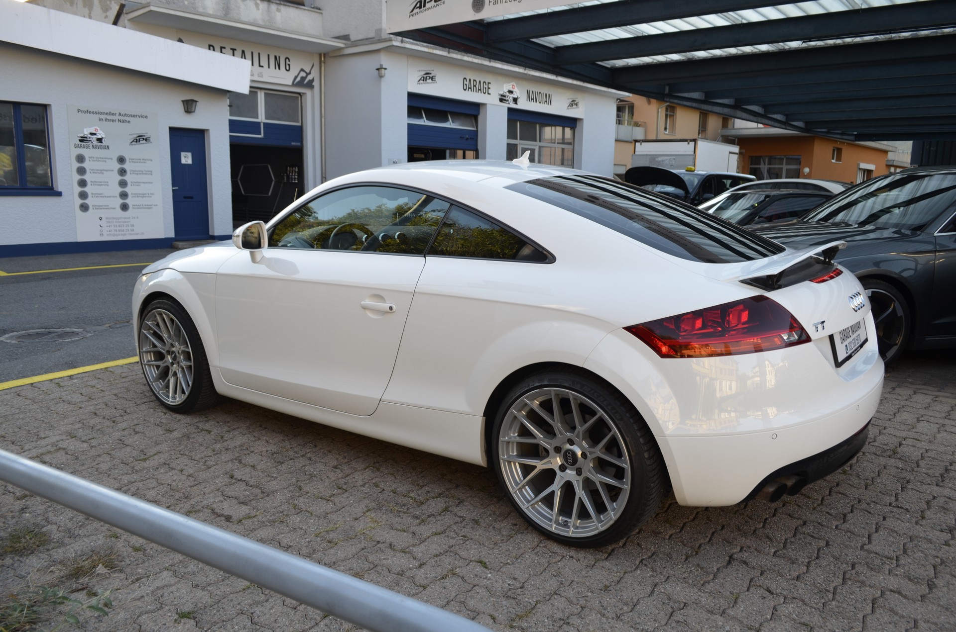 AUDI TT Coupé 2.0 TFSI-image-2