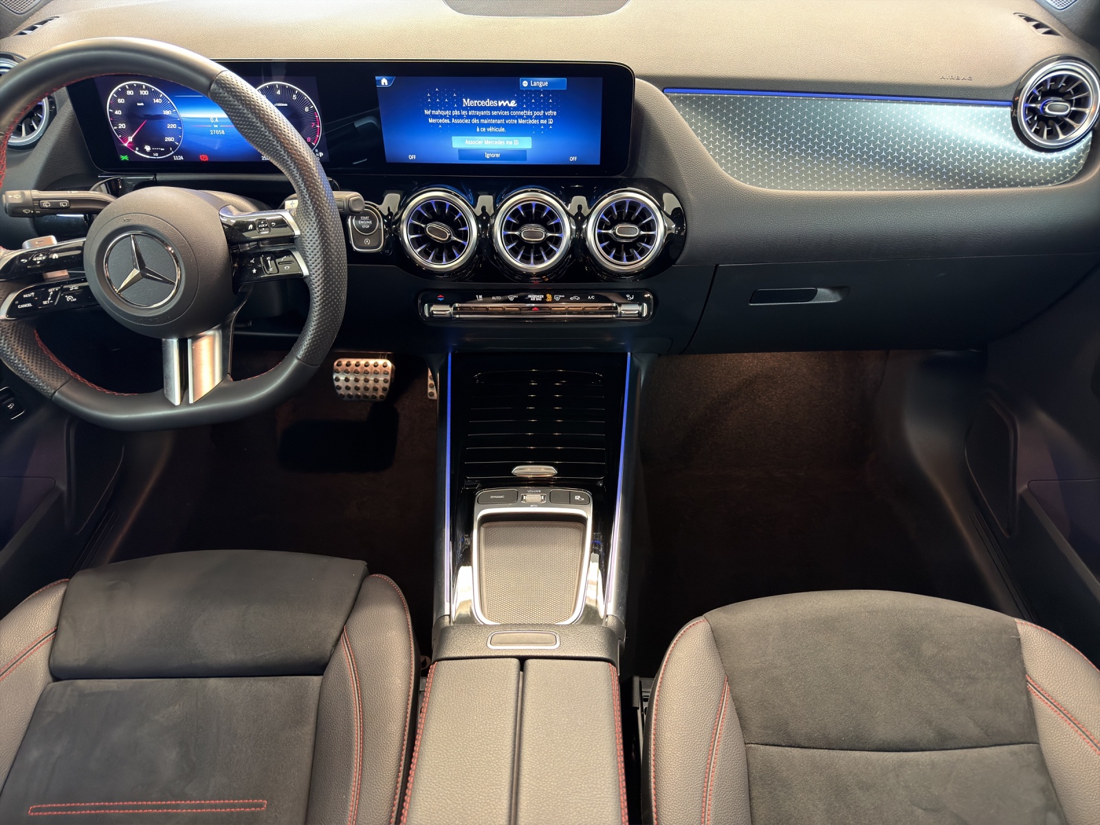 Image MERCEDES-BENZ GLA-200 GLA 200 7G-DCT