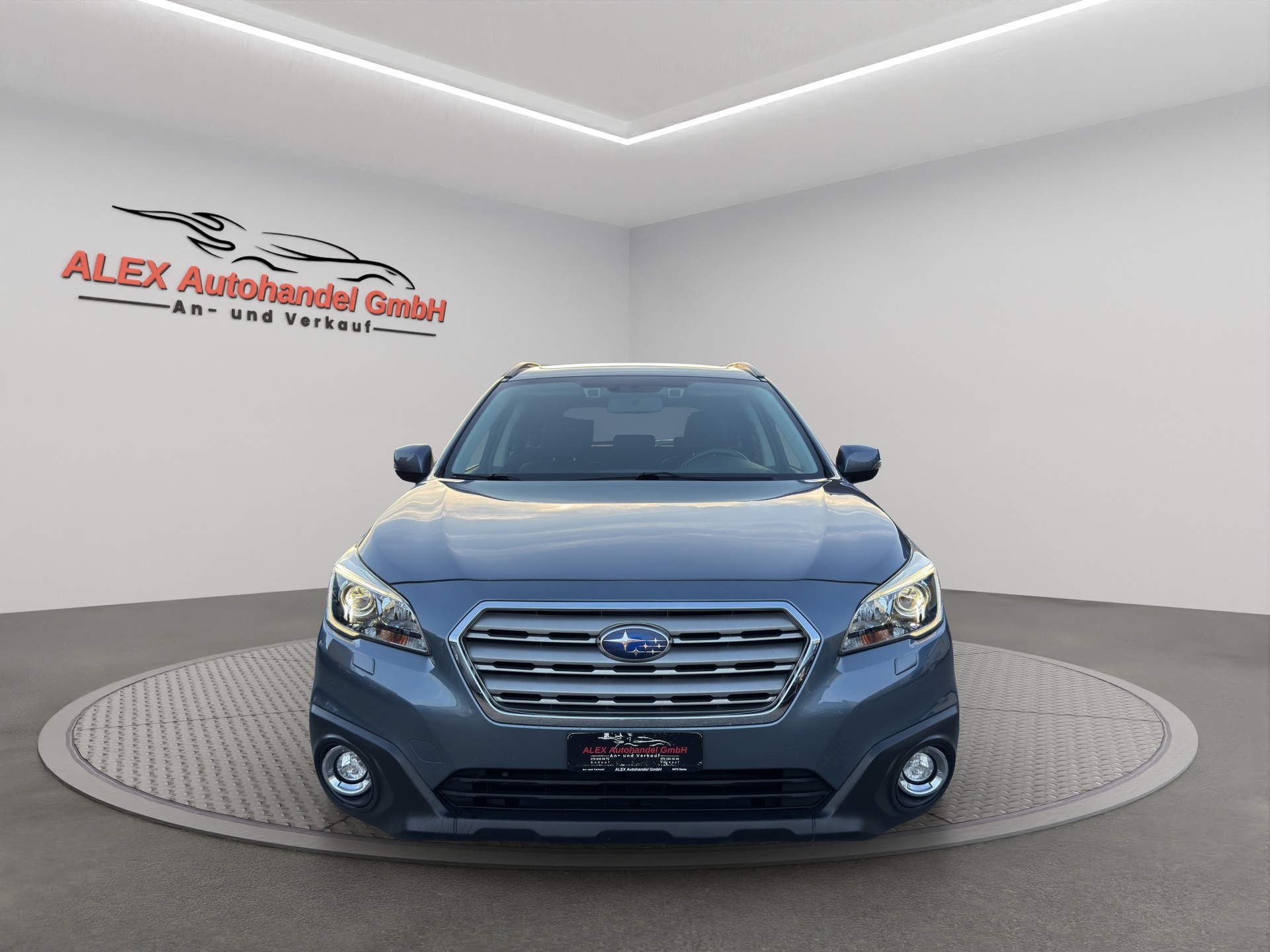 SUBARU Outback 2.0D Luxury AWD Lineartronic-image-1