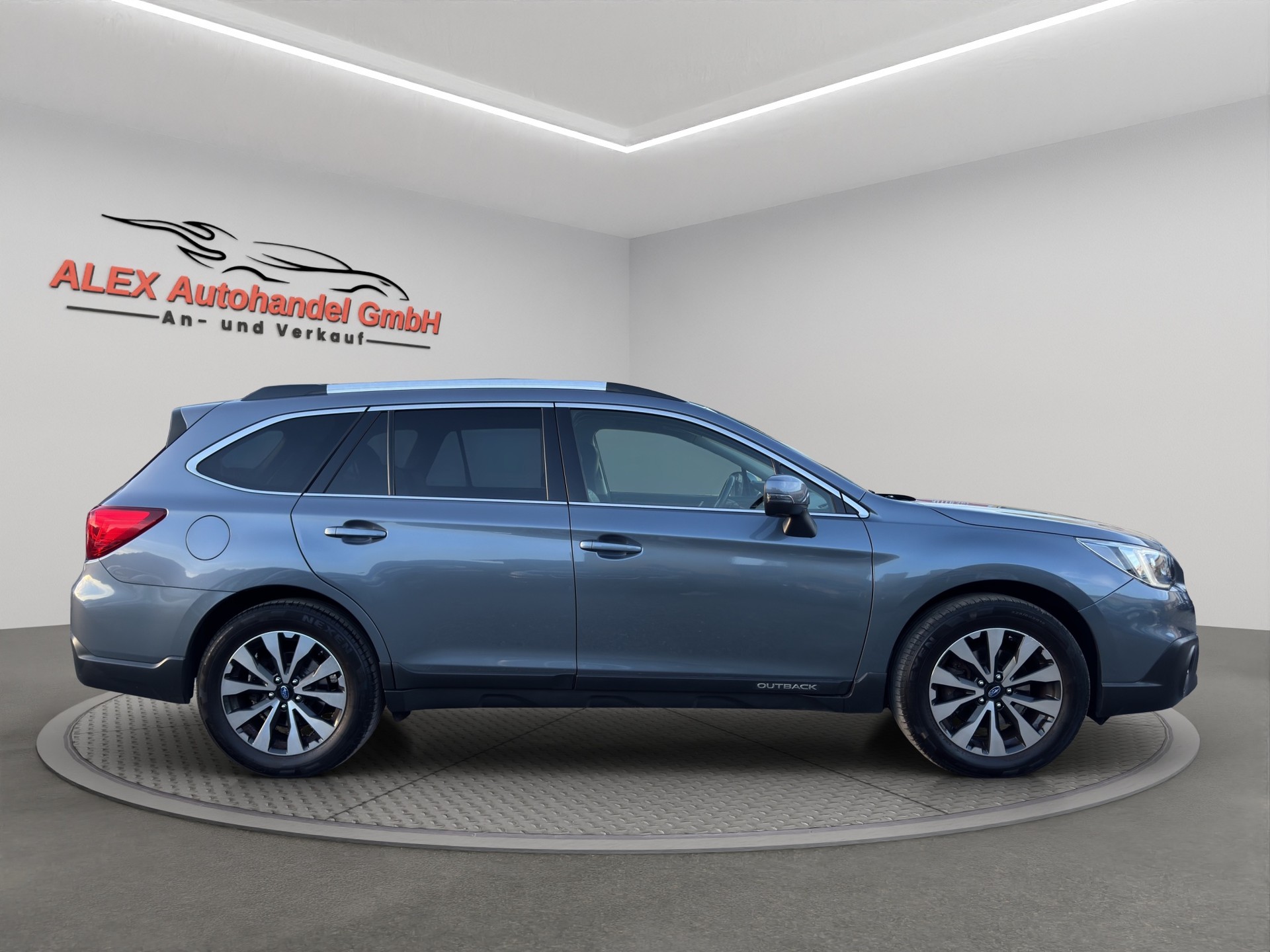 SUBARU Outback 2.0D Luxury AWD Lineartronic-image-7