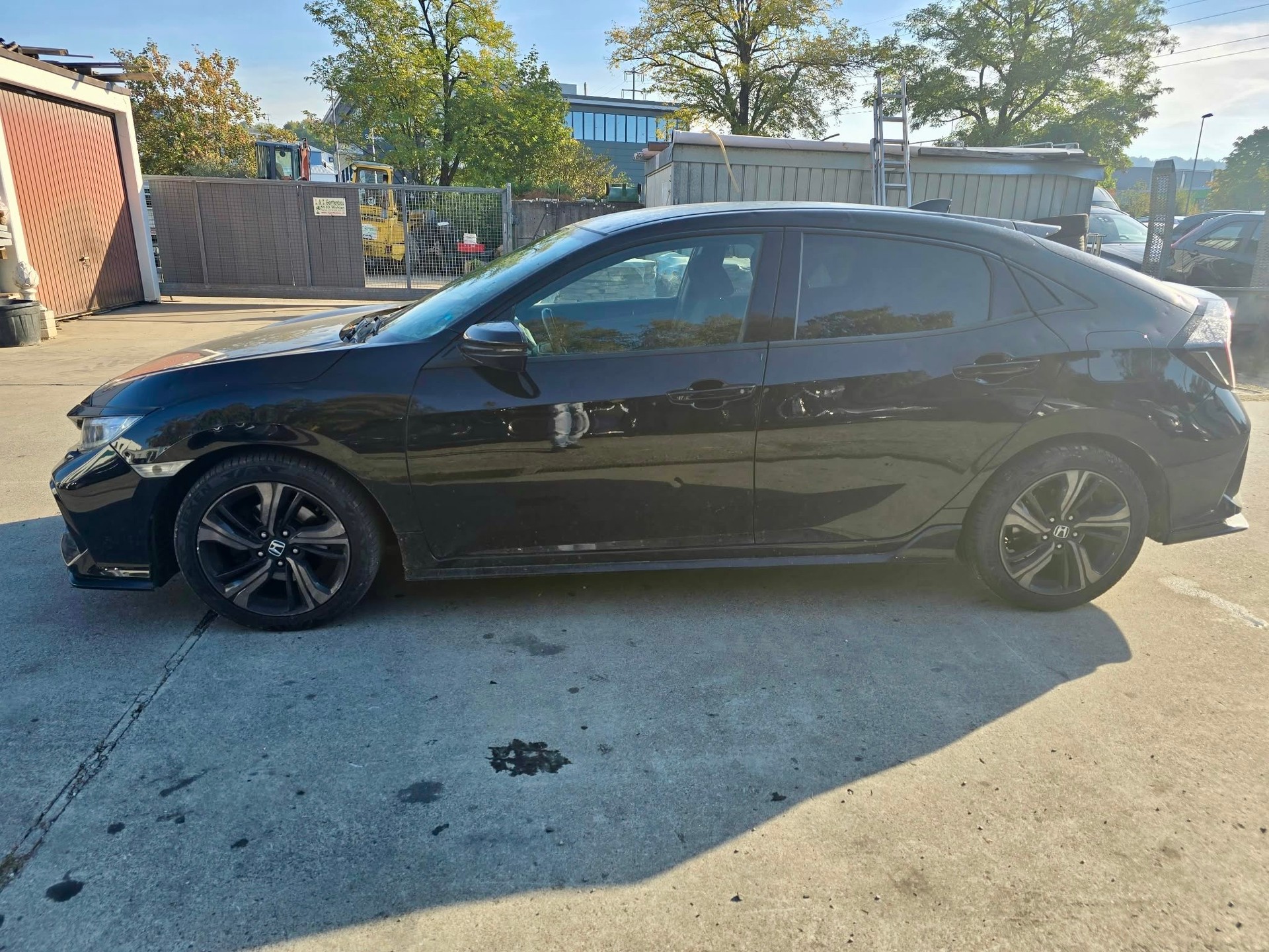 HONDA Civic 1.5 VTEC Sport Plus CVT-image-4