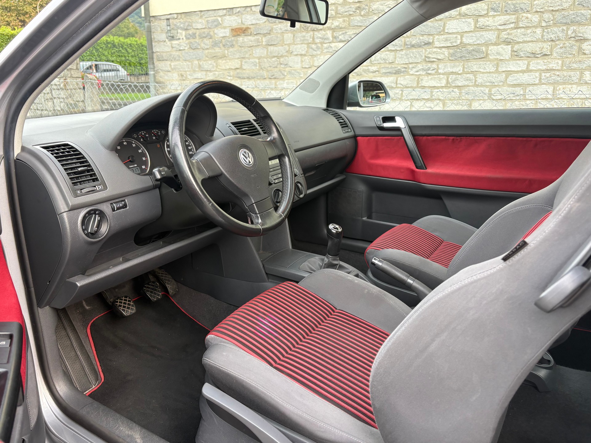 VW Polo 1.4 16V Highline-image-7